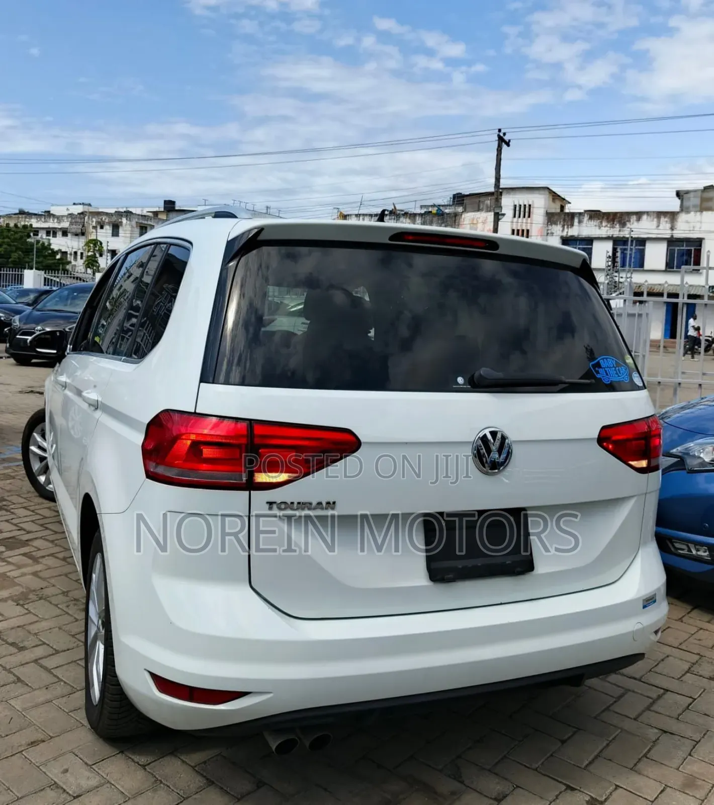 Volkswagen Touran 2019 Off white