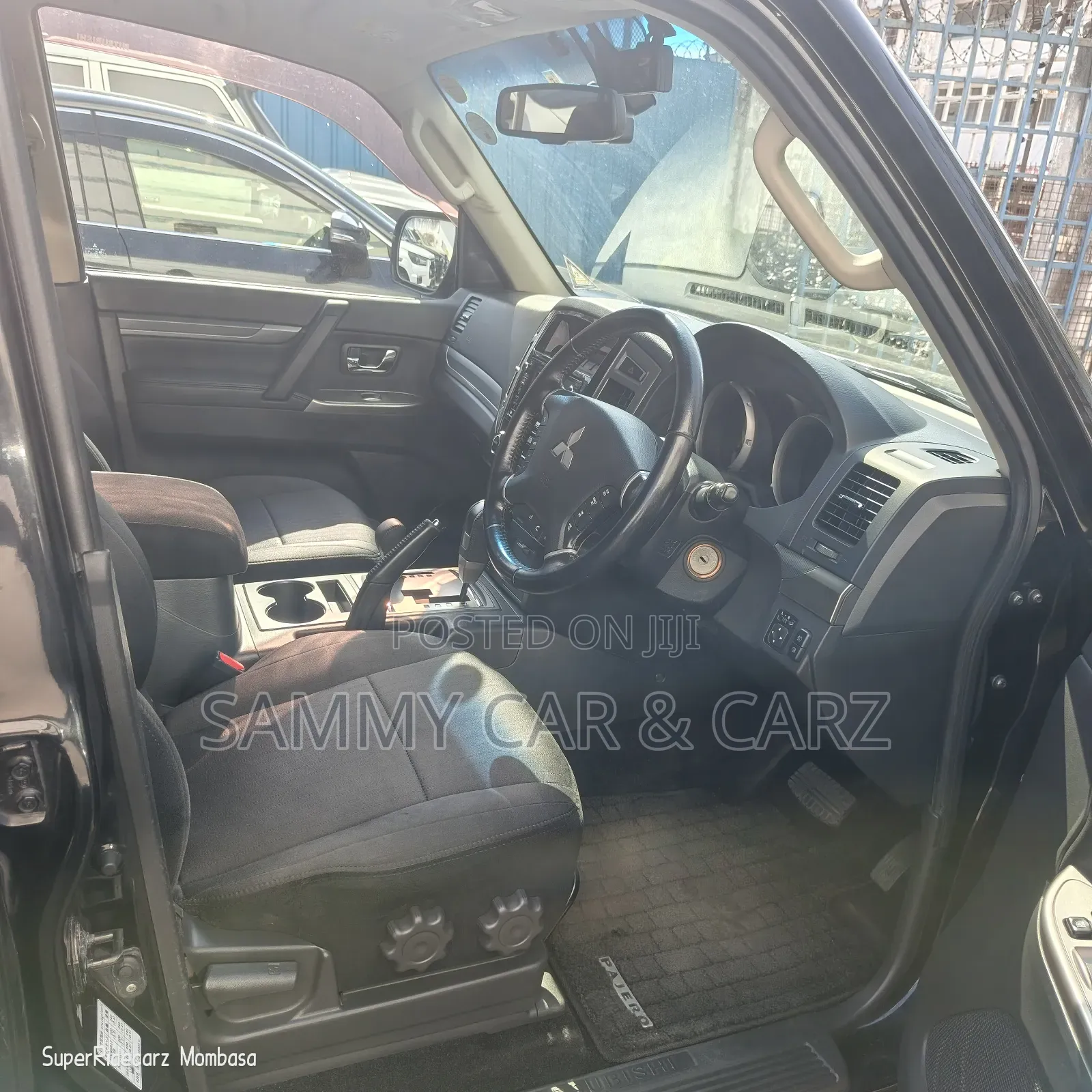 Mitsubishi Pajero 2018 Black