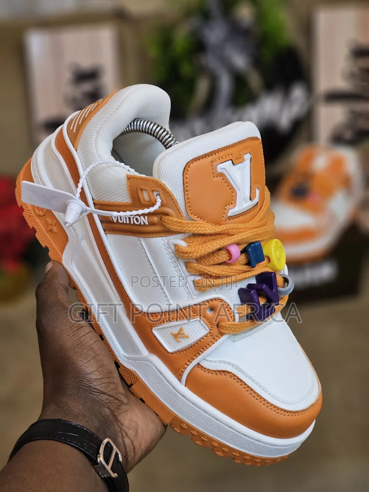 Max Trainer Lv Sneakers