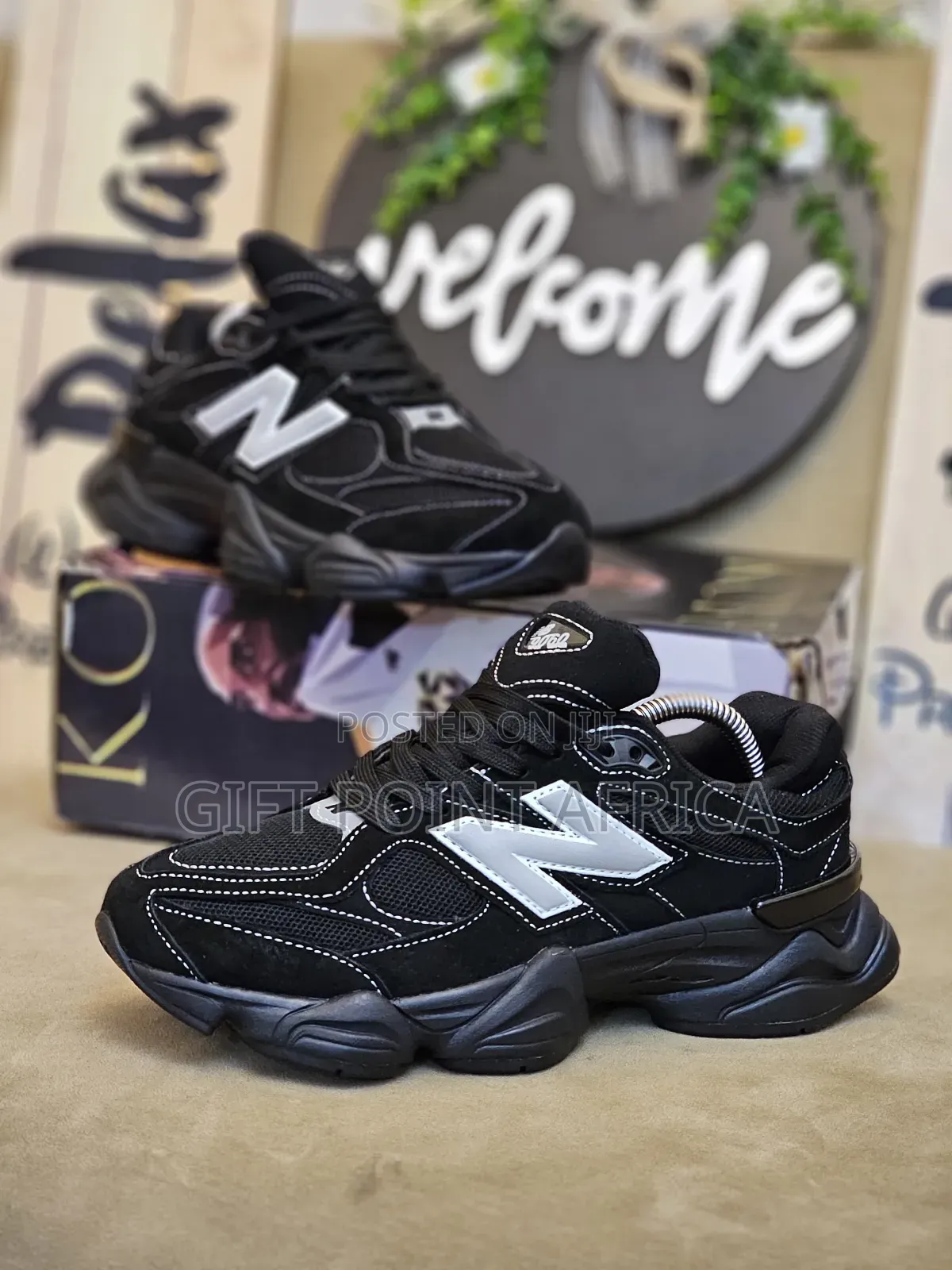 New Balance 9060 Unisex Sneakers