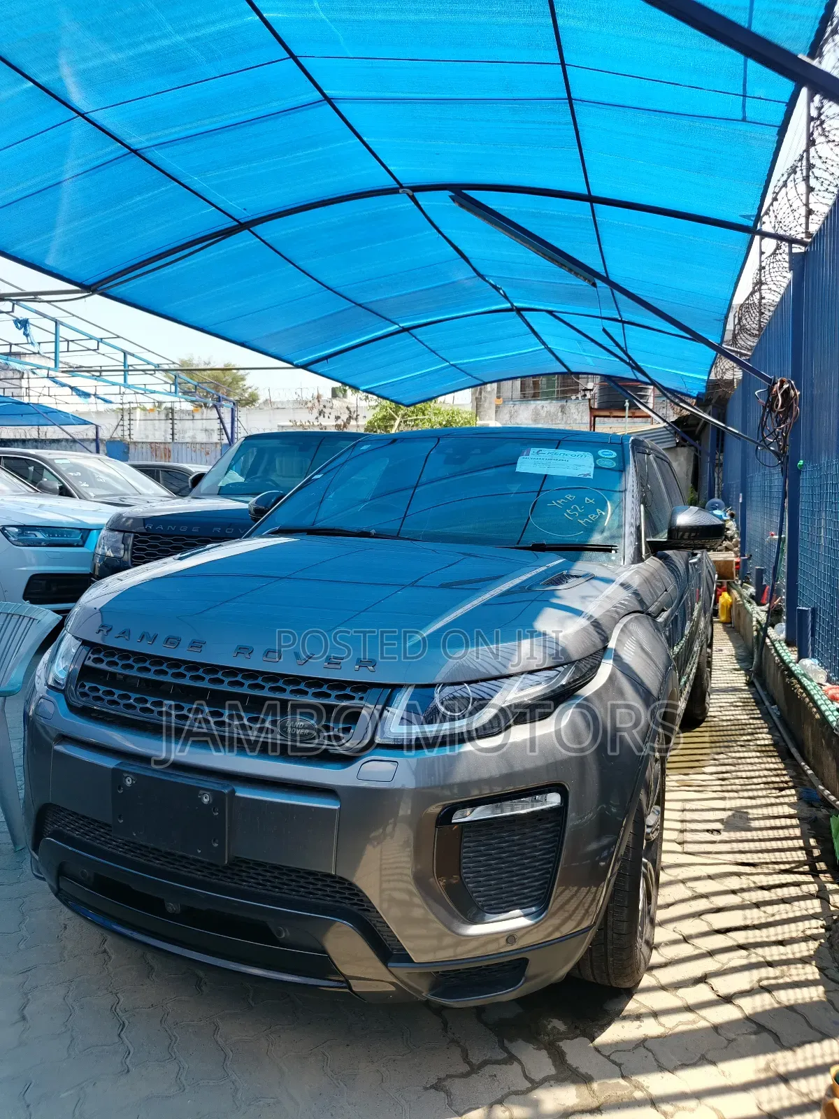 Land Rover Range Rover Evoque HSE Dynamic 4x4 5-Door 2019 Matt Black