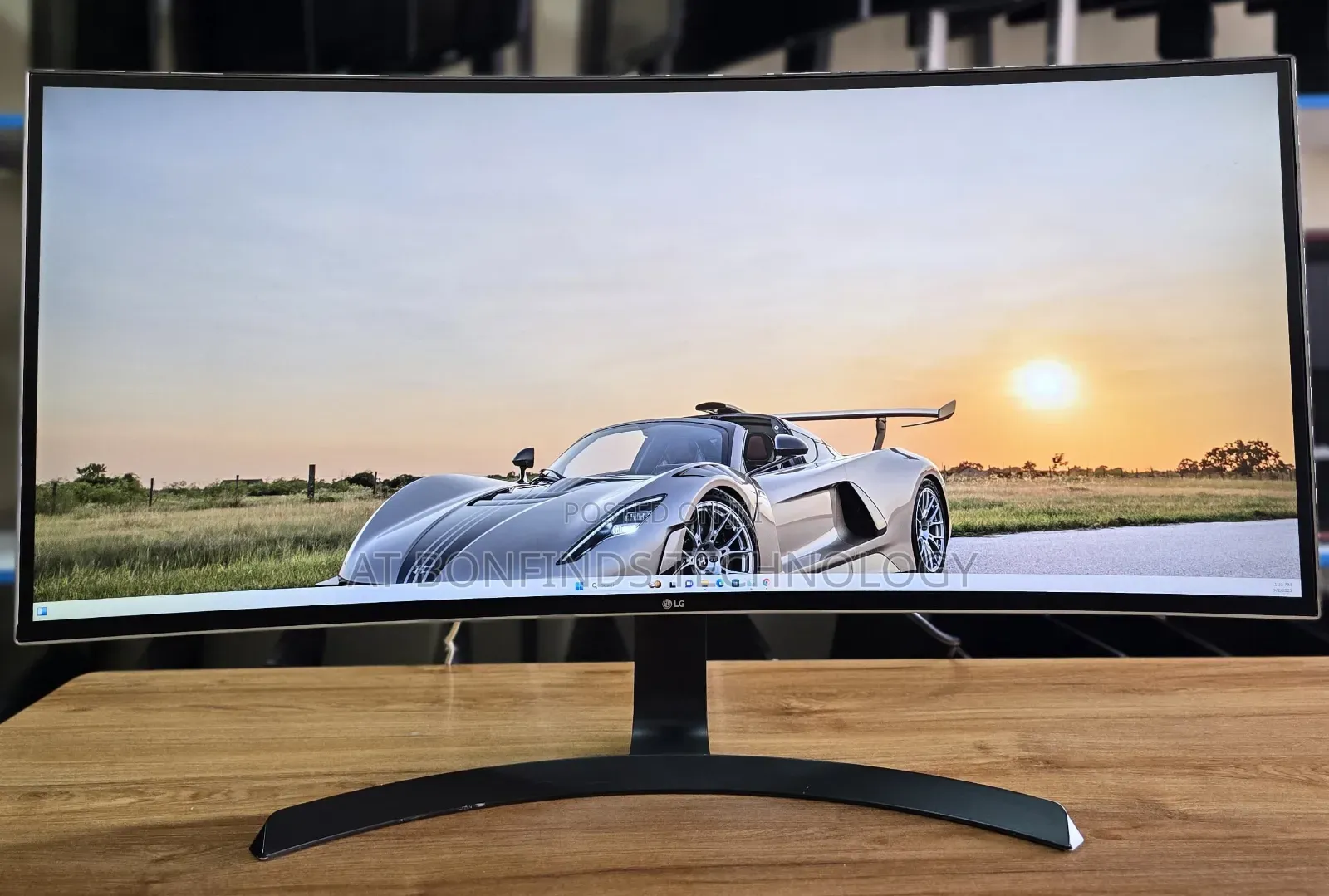 Lg 34 Inch Curved Monitor 
Model :34cb99-W
Size :34inch