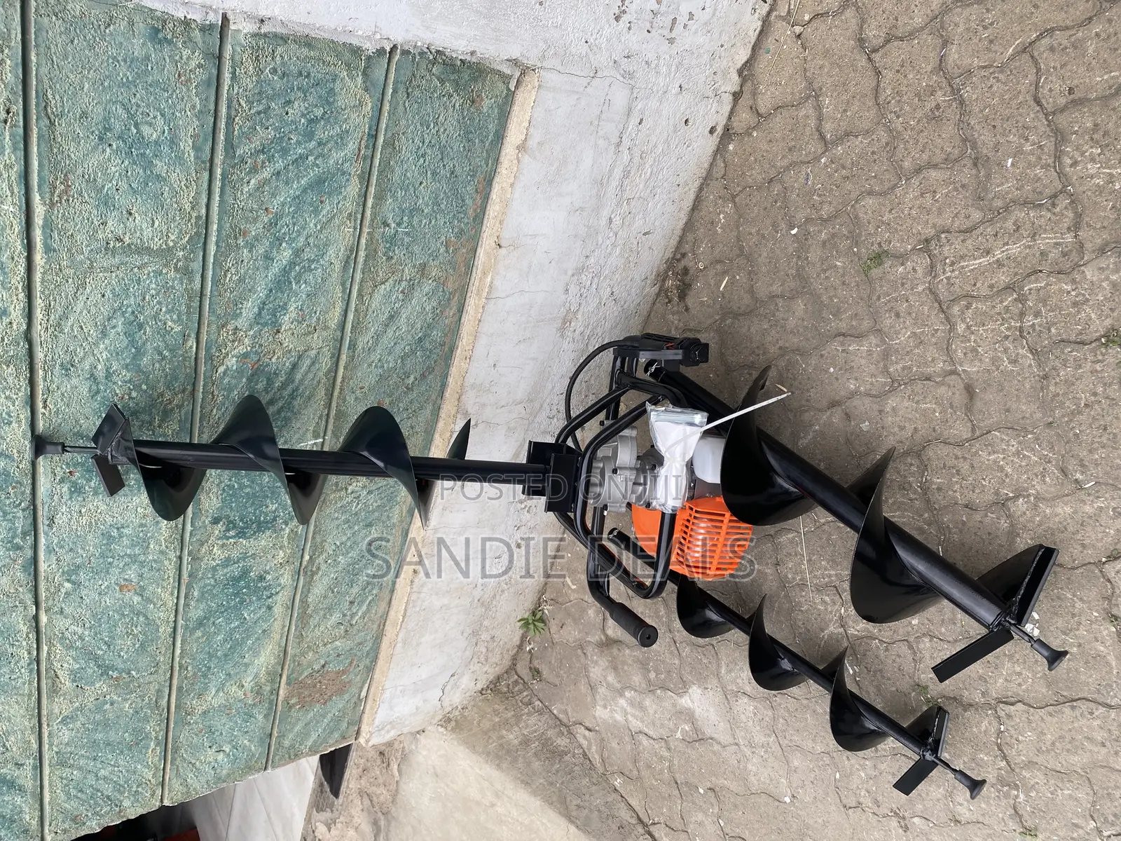 Earth Auger Machine