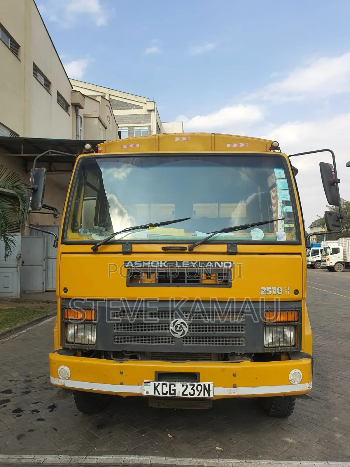 Ashok Leyland 2518 KCG