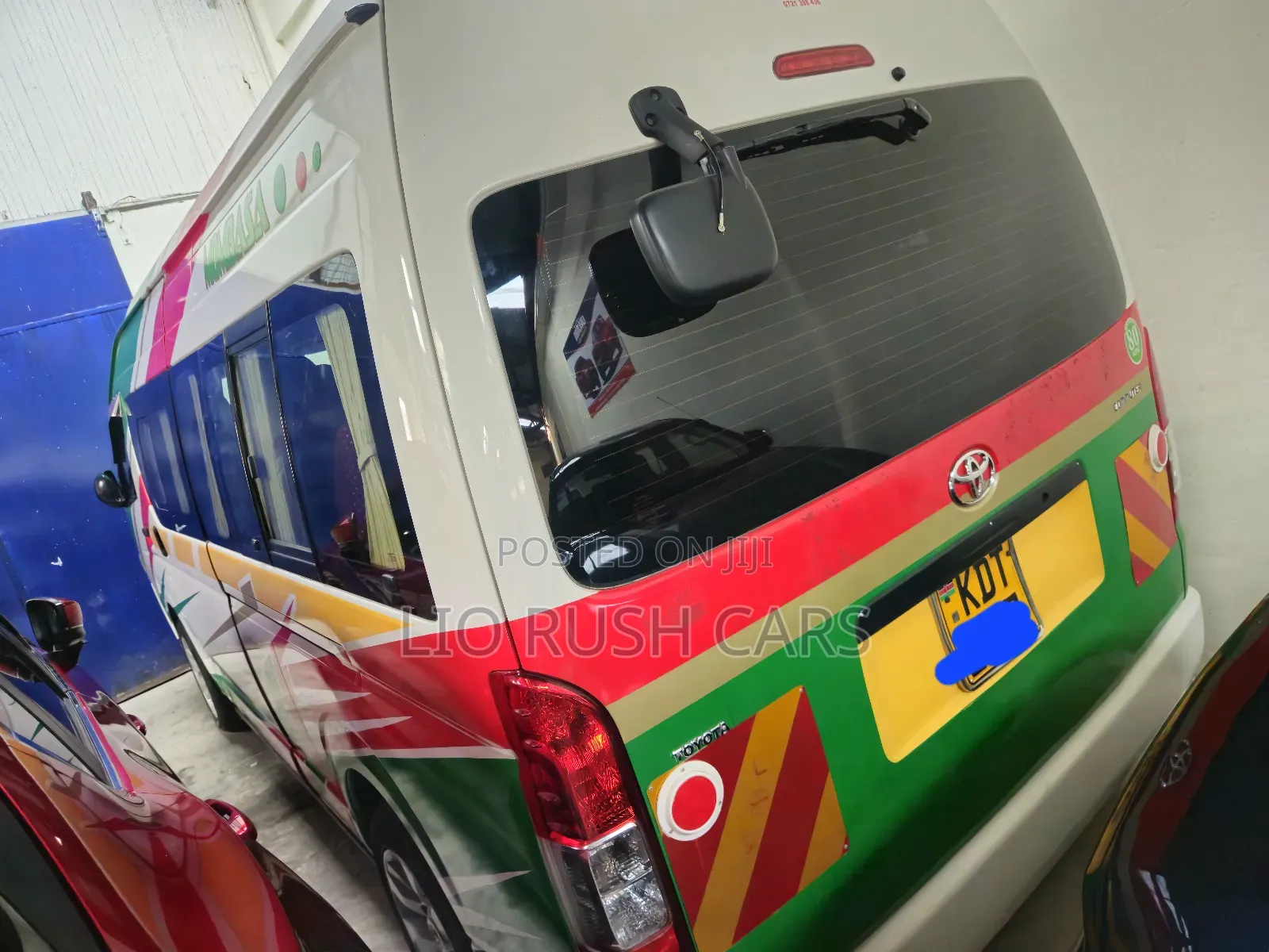 Toyota HiAce 2019 White