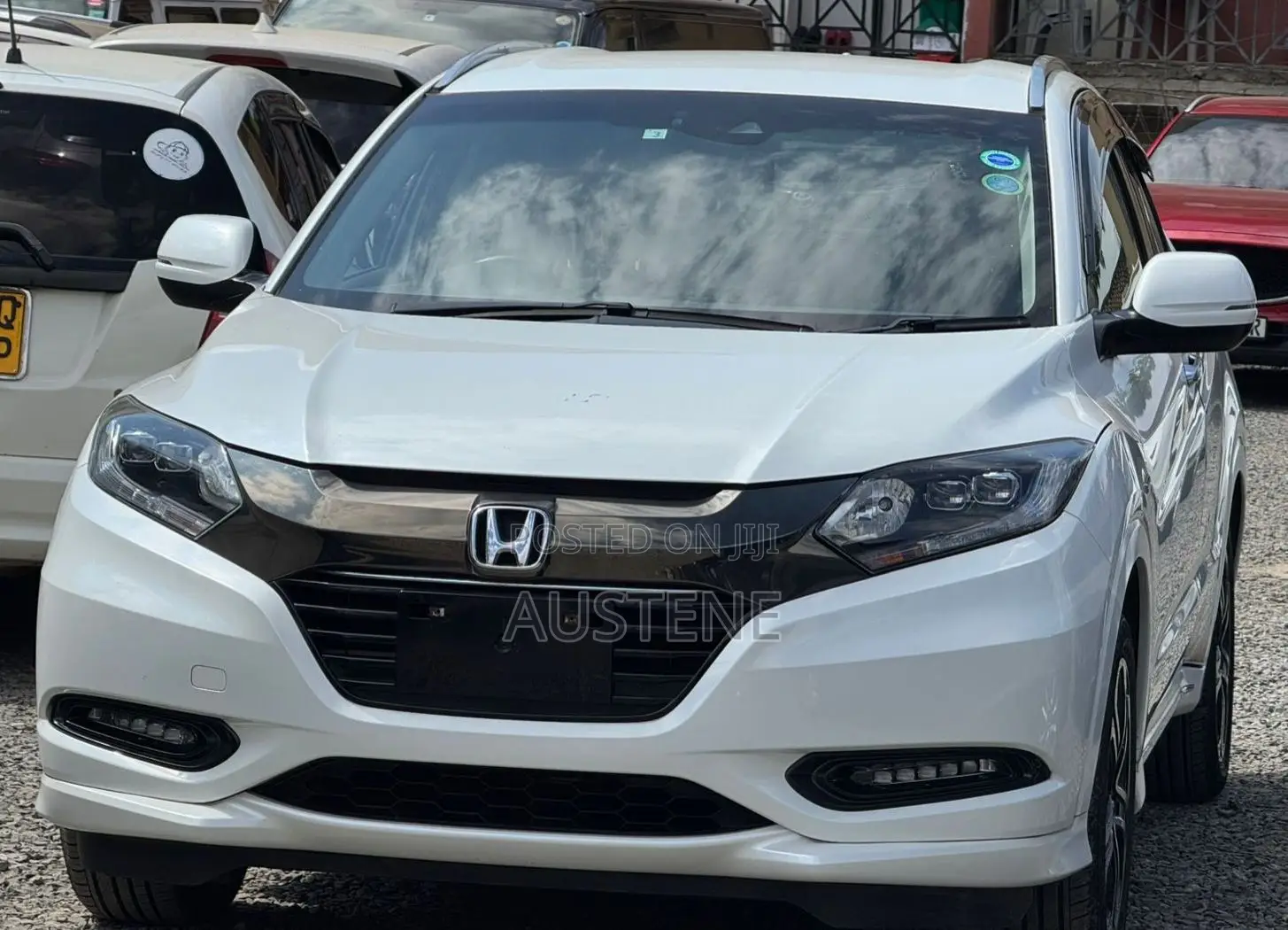 Honda Vezel 1.5 Hybrid 2WD 2018 White