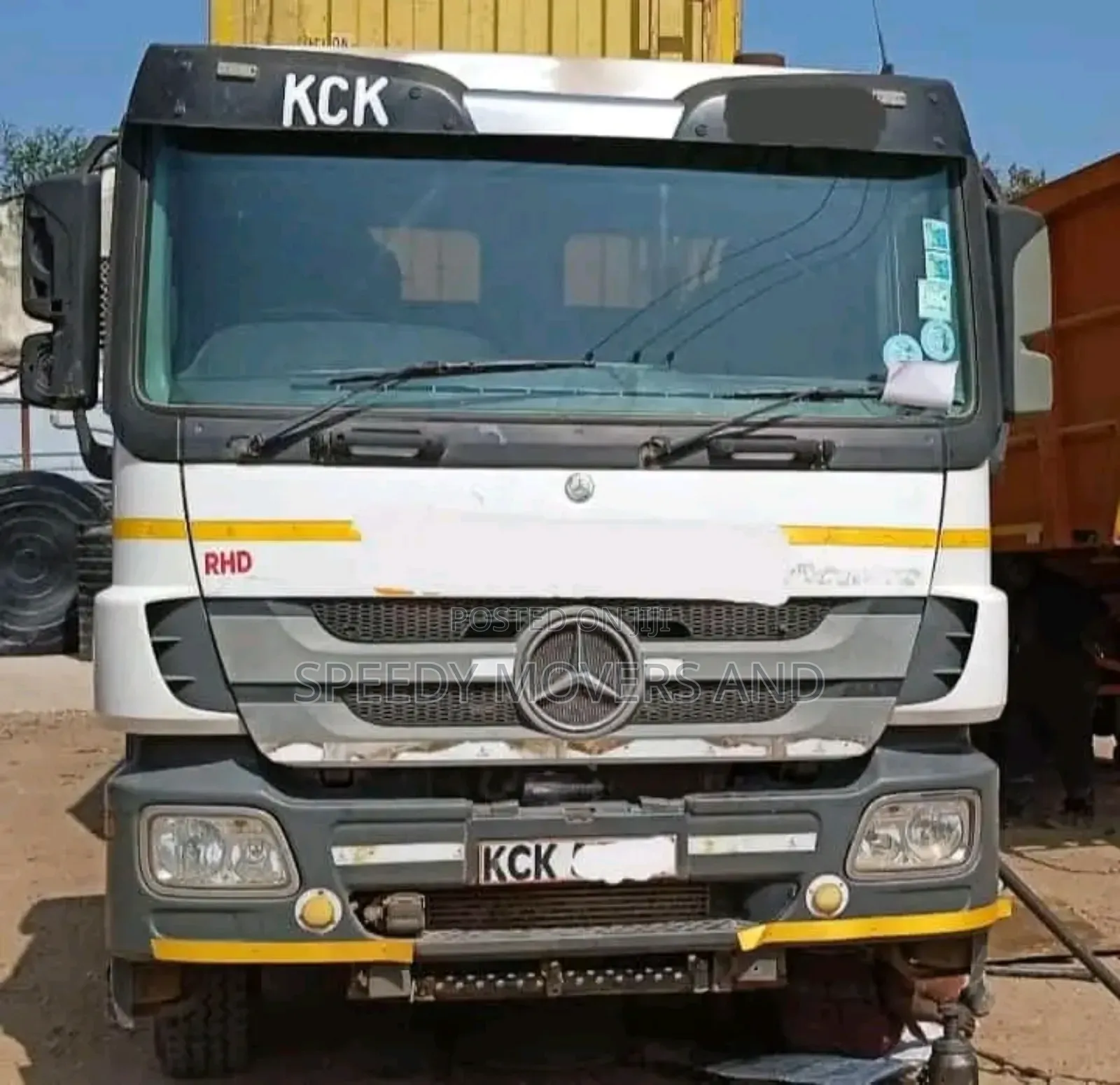 Boxbody Trailers for Goods Delivery and Logistics Are Available