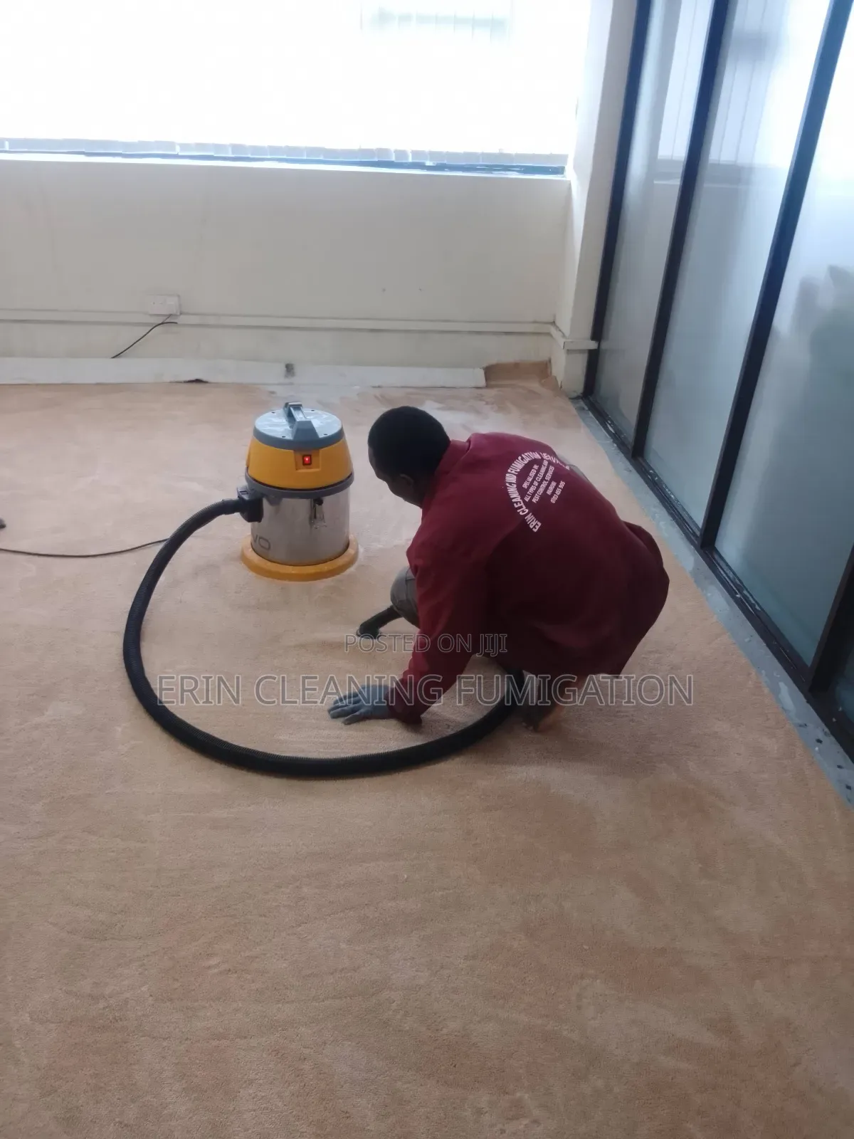 Office Wall to Wall in General Cleaning
