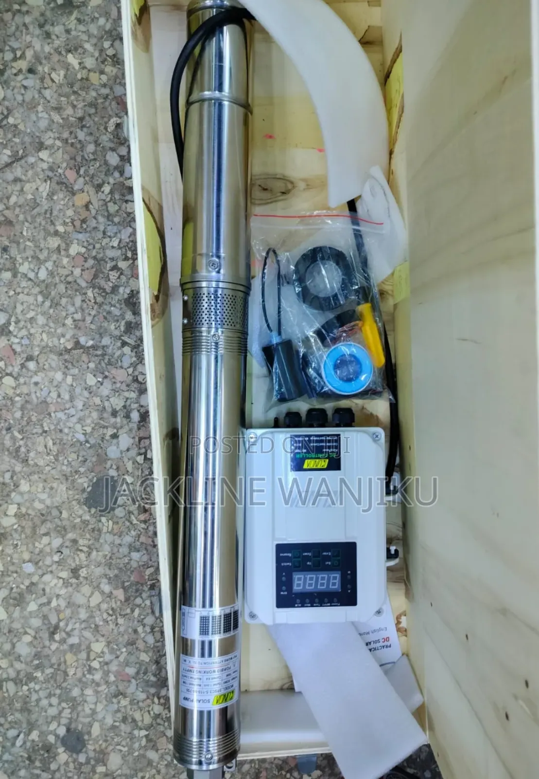 Using 750 Watts Solar Panel
Dc 96 Volts 
3.5 Max Flow
110 MTRS Head