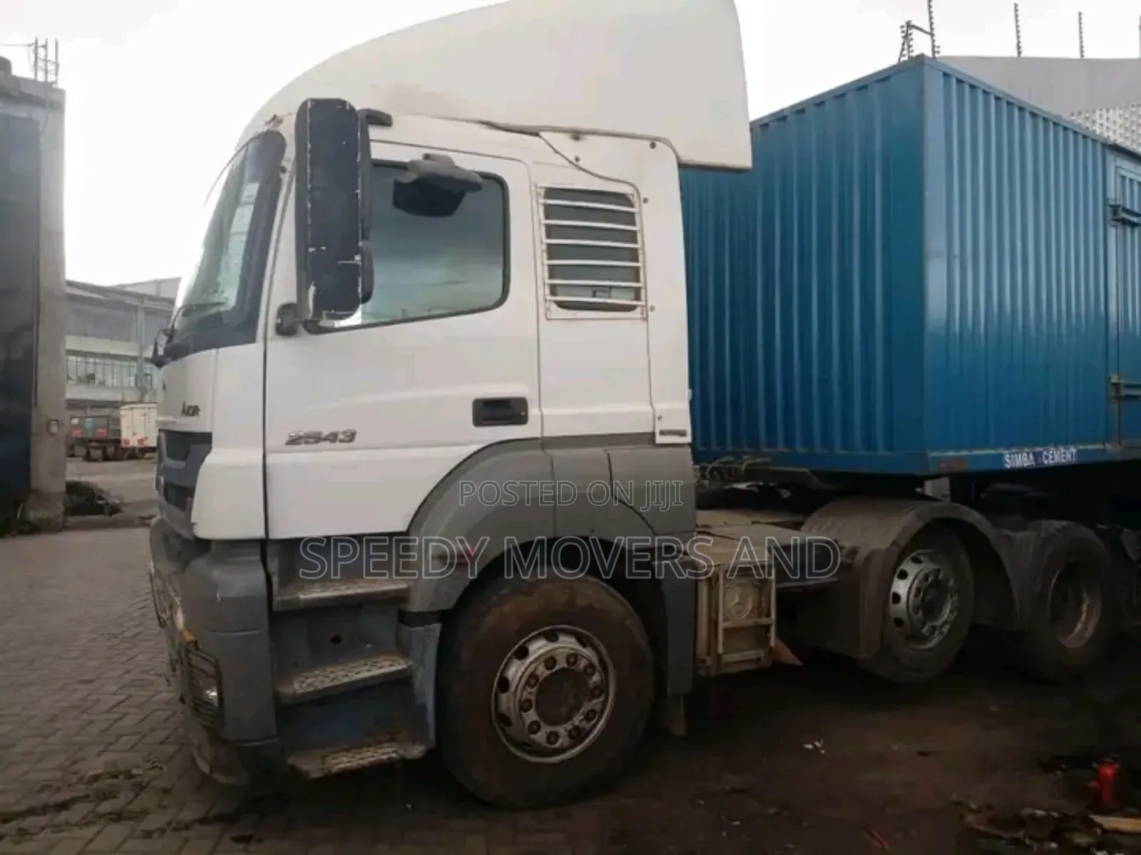 Transit Trailer for Goods and Transport