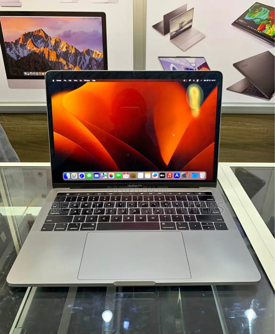 Laptop Apple MacBook Pro 2018 16GB Intel Core i7 SSD 256GB