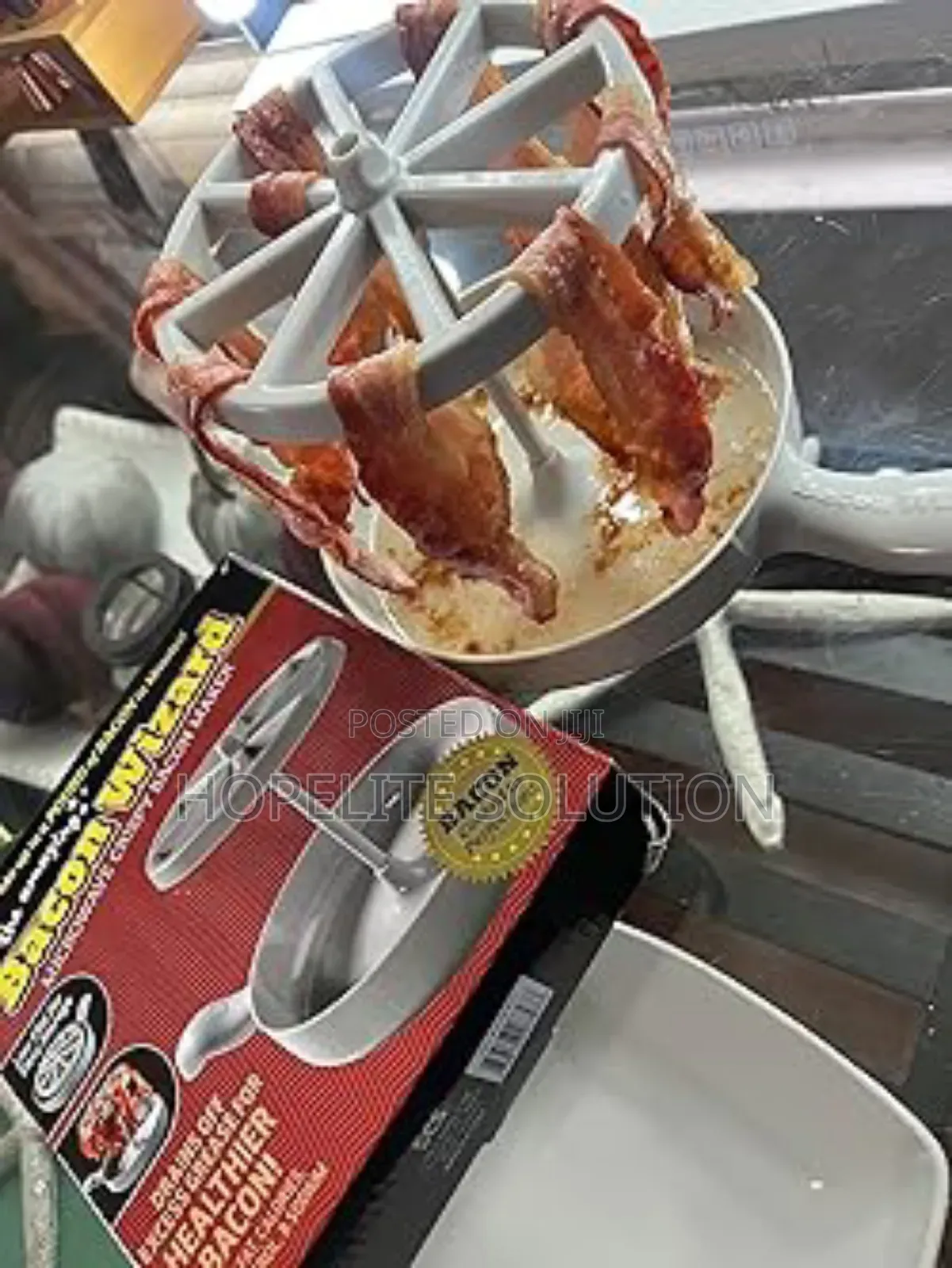 Microwave Becon Maker