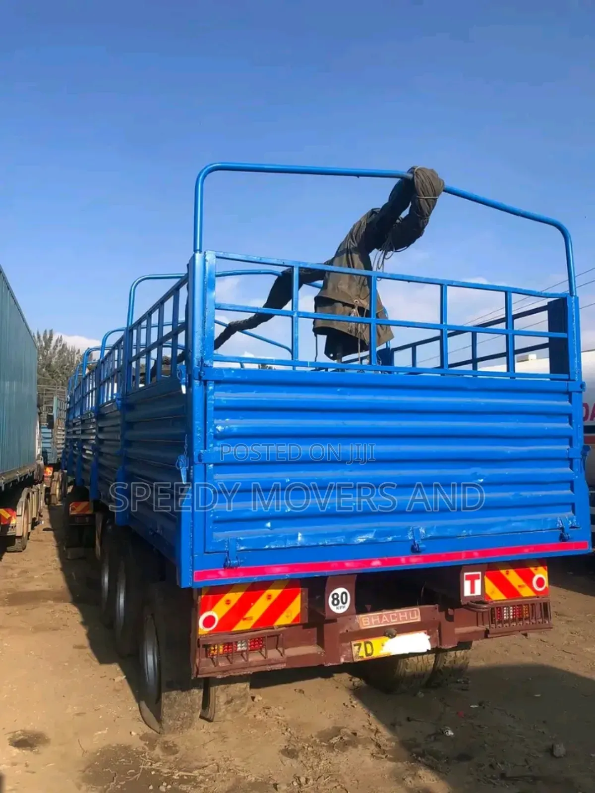 Highsided Trailers Available for Load Delivery