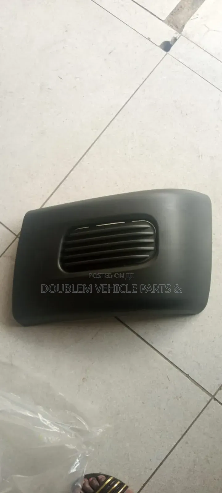 Bumper Finisher/Garnish/End/Side Bumper Plastic Black Canter 4p10