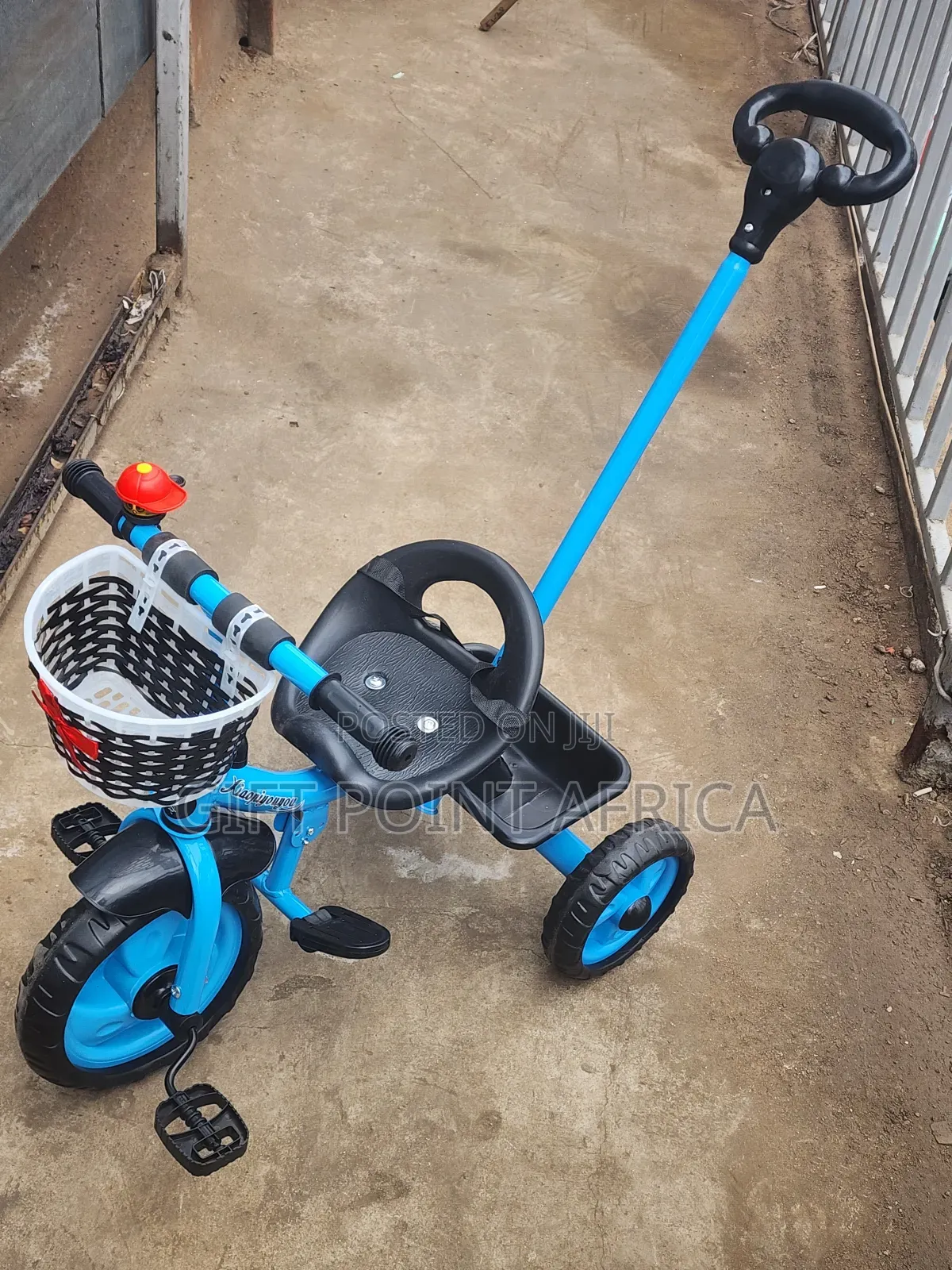 Kids Push Handle Tricycle With Three Wheels