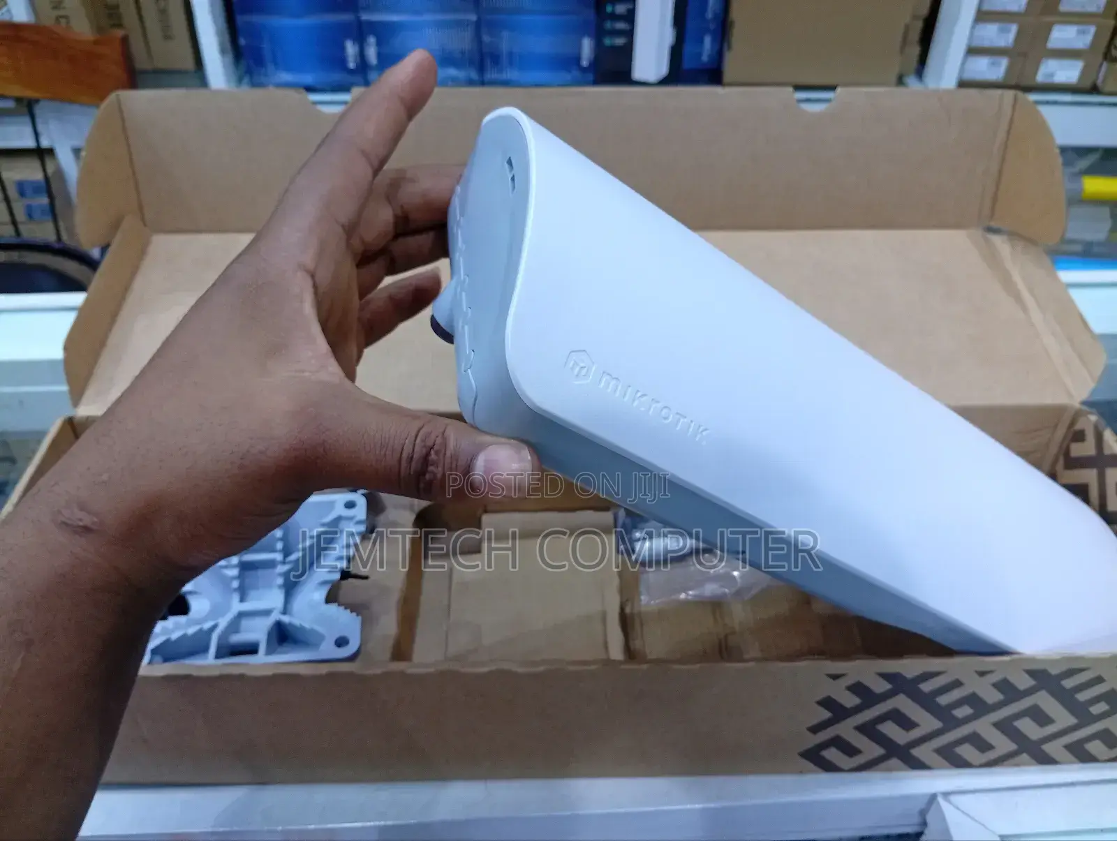L22ugs-5haxd2haxd-15 Mantbox Ax 15s Mikrotik