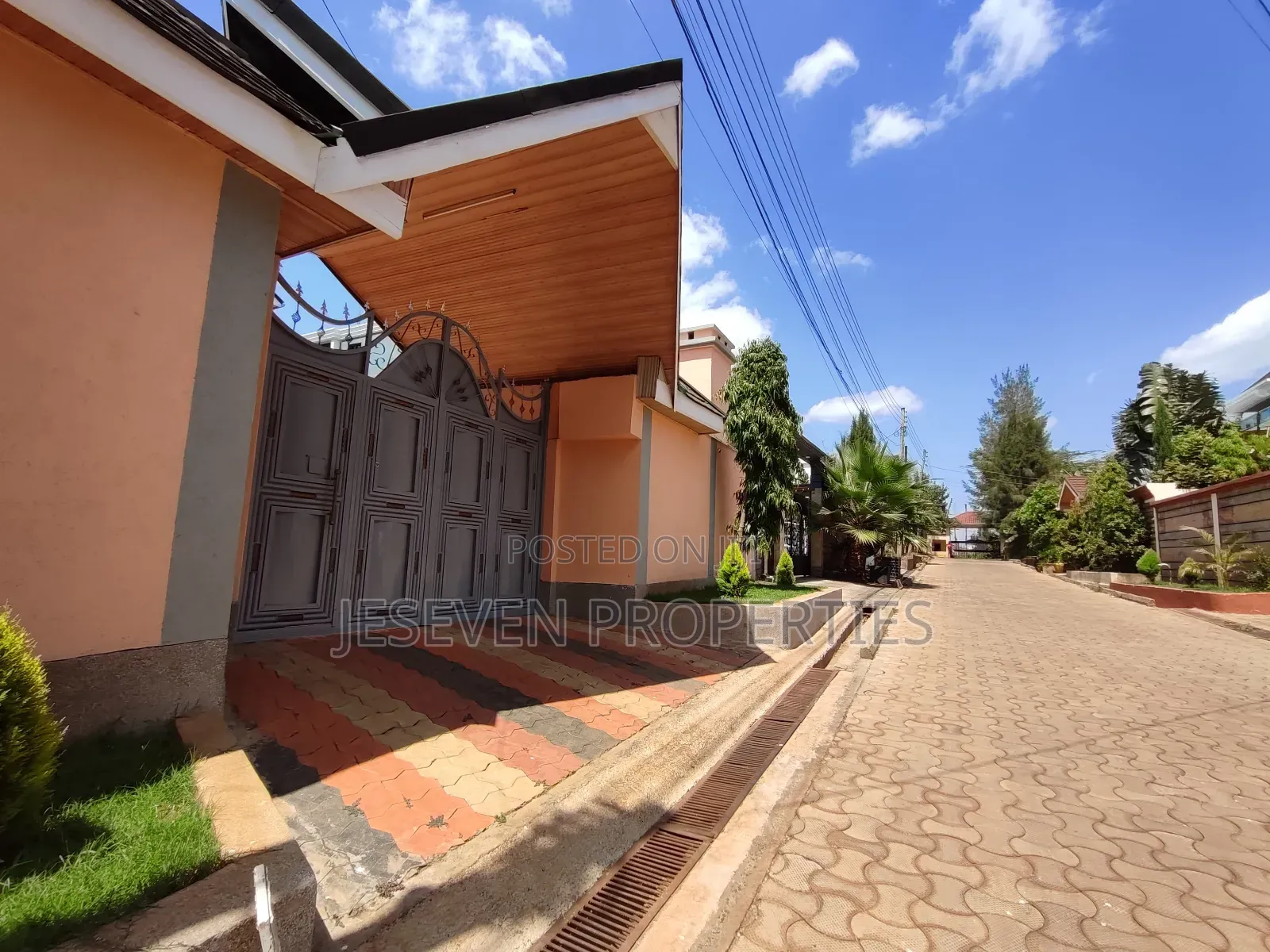 5bdrm Mansion in Kamiti Ridge, Ruiru for sale
