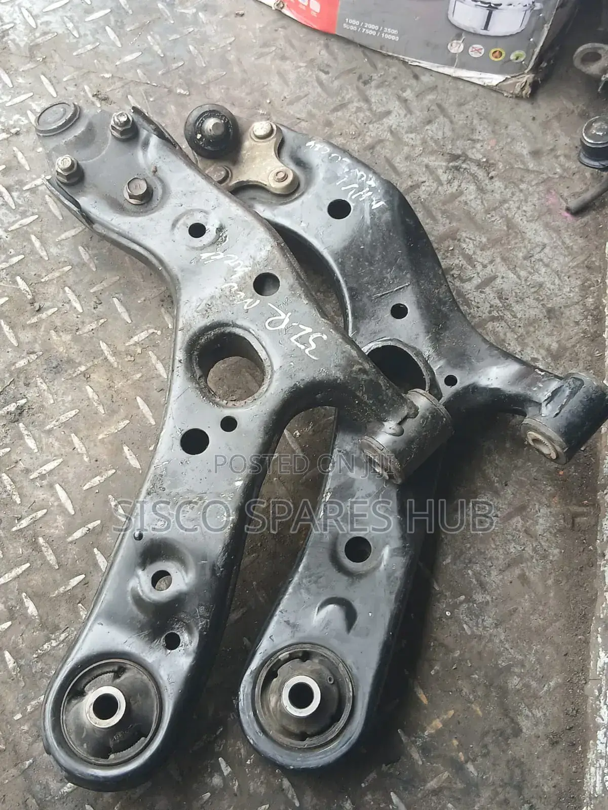 Control Arm Vanguard/Rav 4