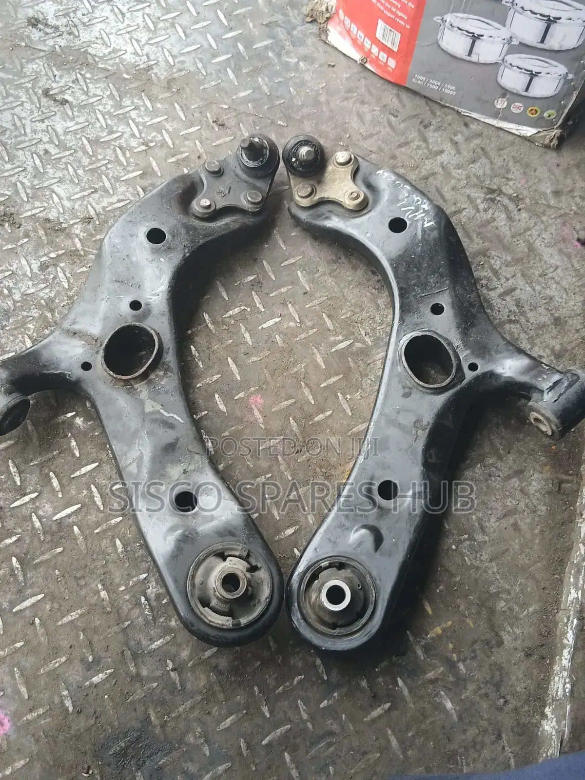 Control Arm Vanguard/Rav 4