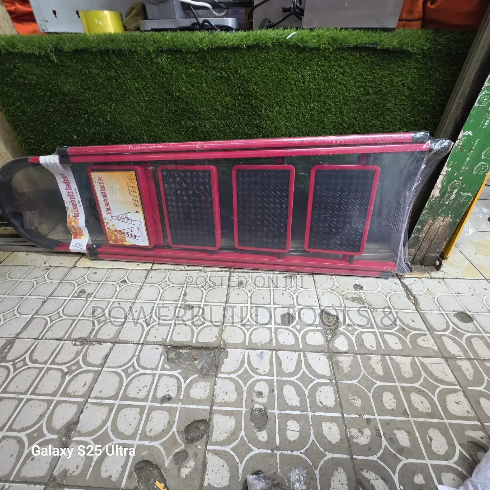 6 Step Ladder With Step Stool