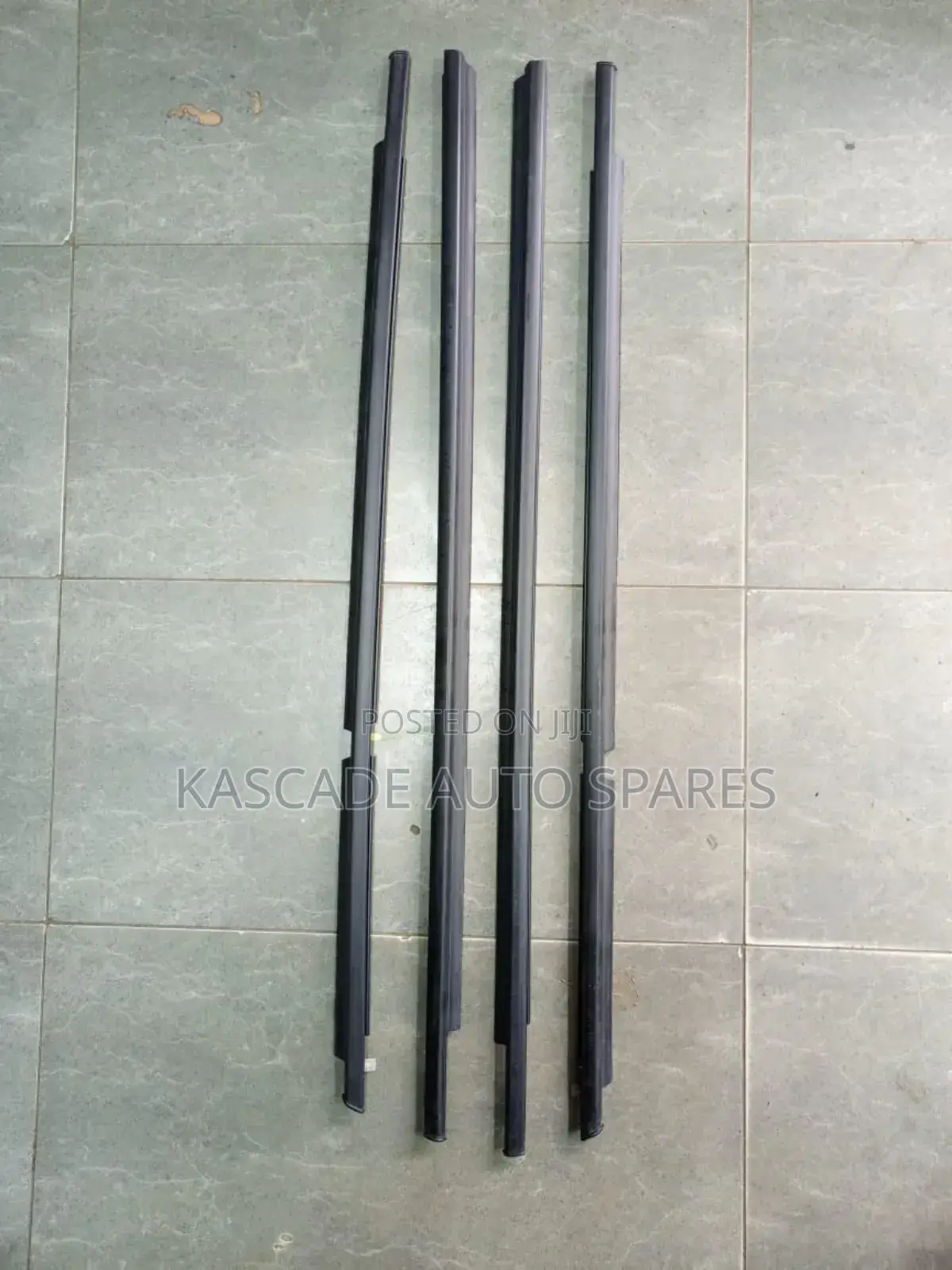 Weather Strip Prado 120