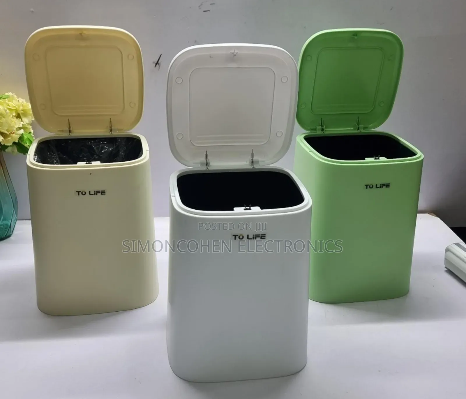 10l Plastic Trash Bin