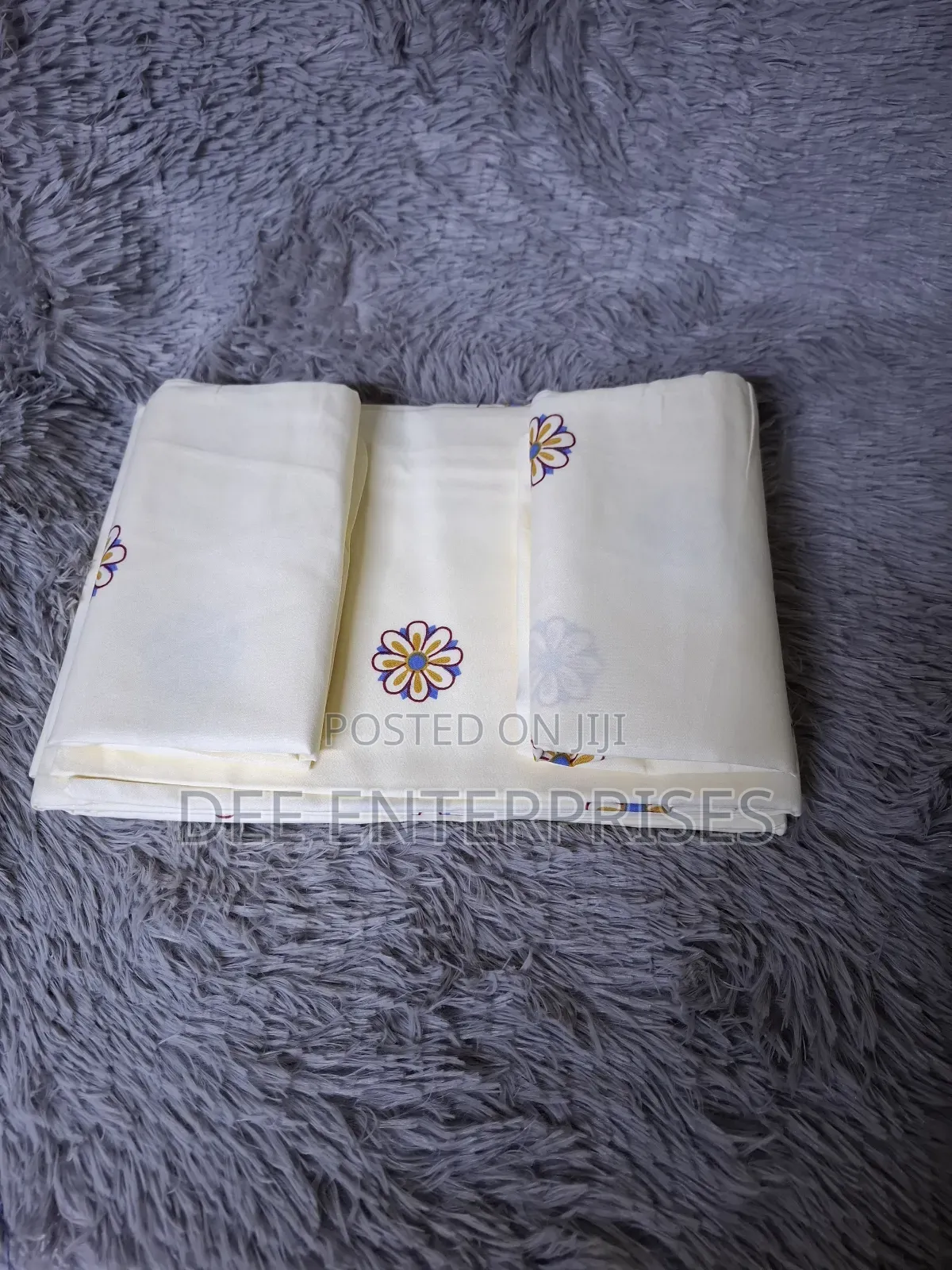 Cotton Bedsheets
Size: 5x6