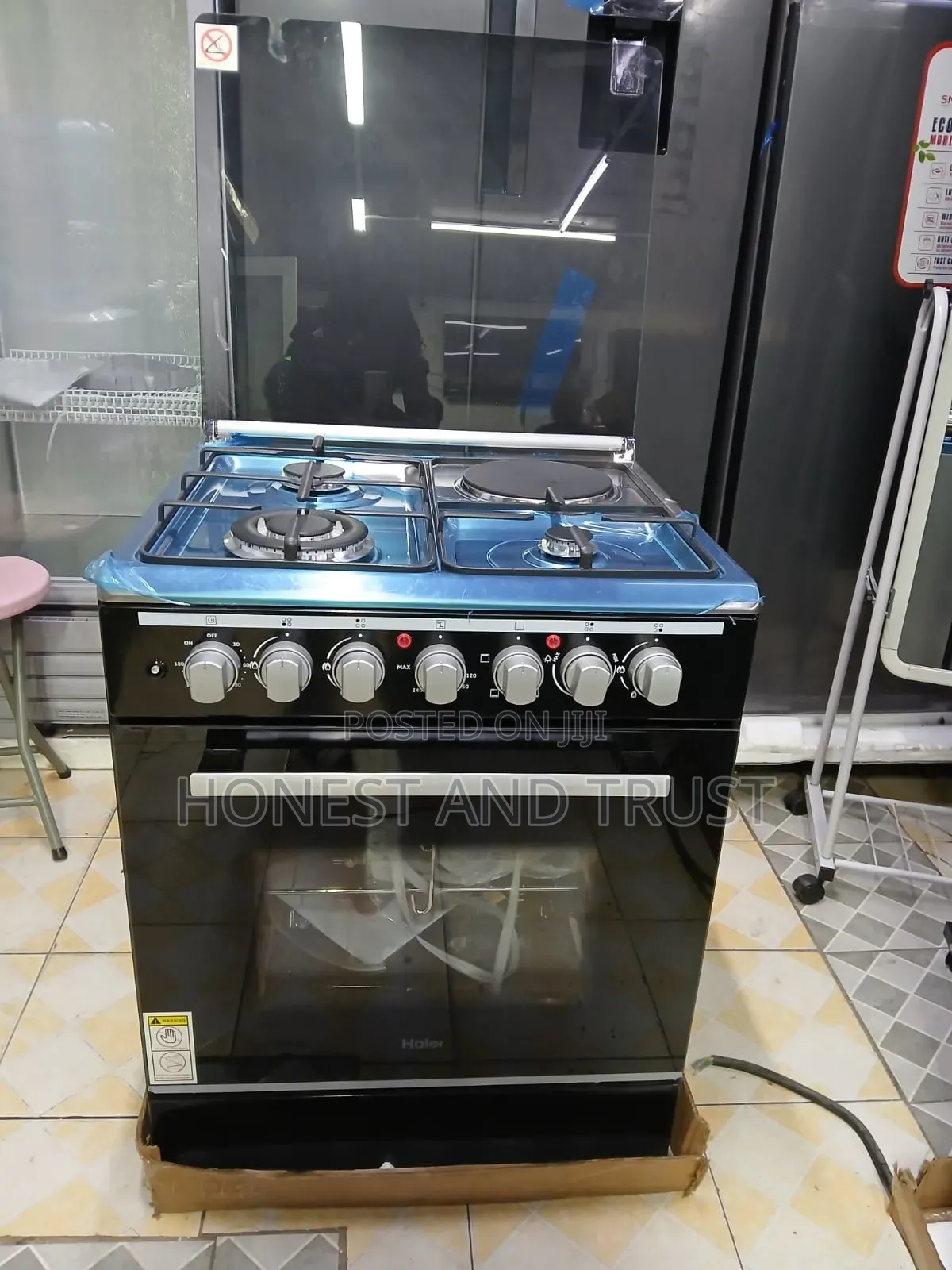Haier 60 by 60 3+1 With Wok Burner and Gas Sensor