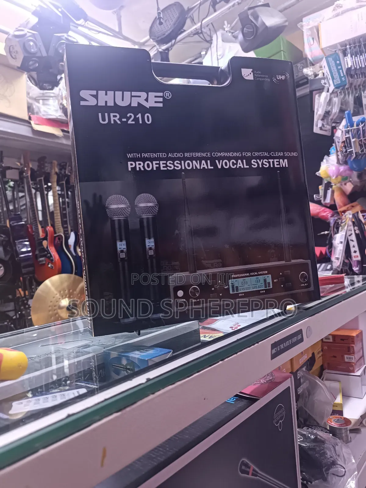 Shure Ur-210 3in1 Wireless Microphone With Briefcase