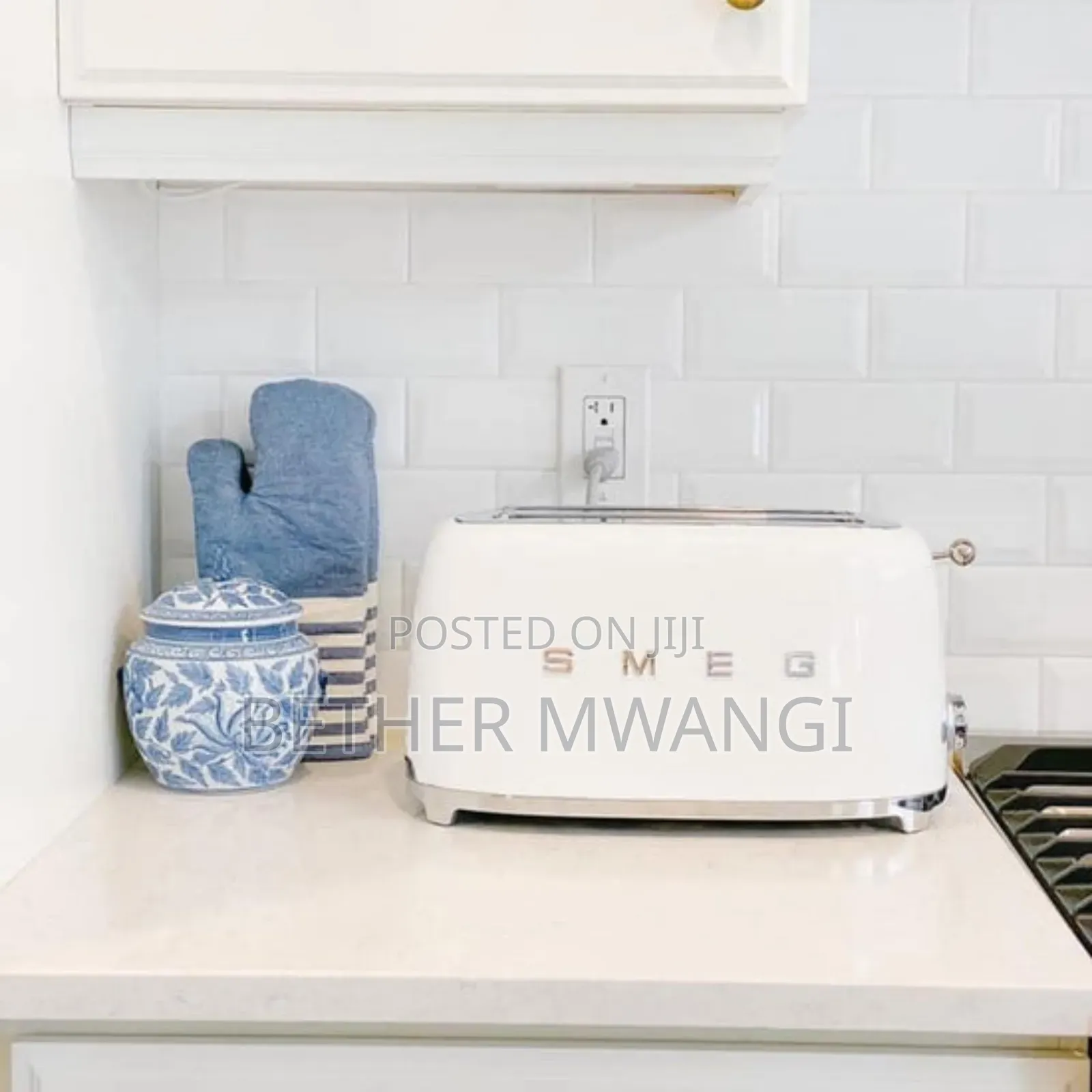 Smeg Retro - Style 4-Slice Toaster in Kenya