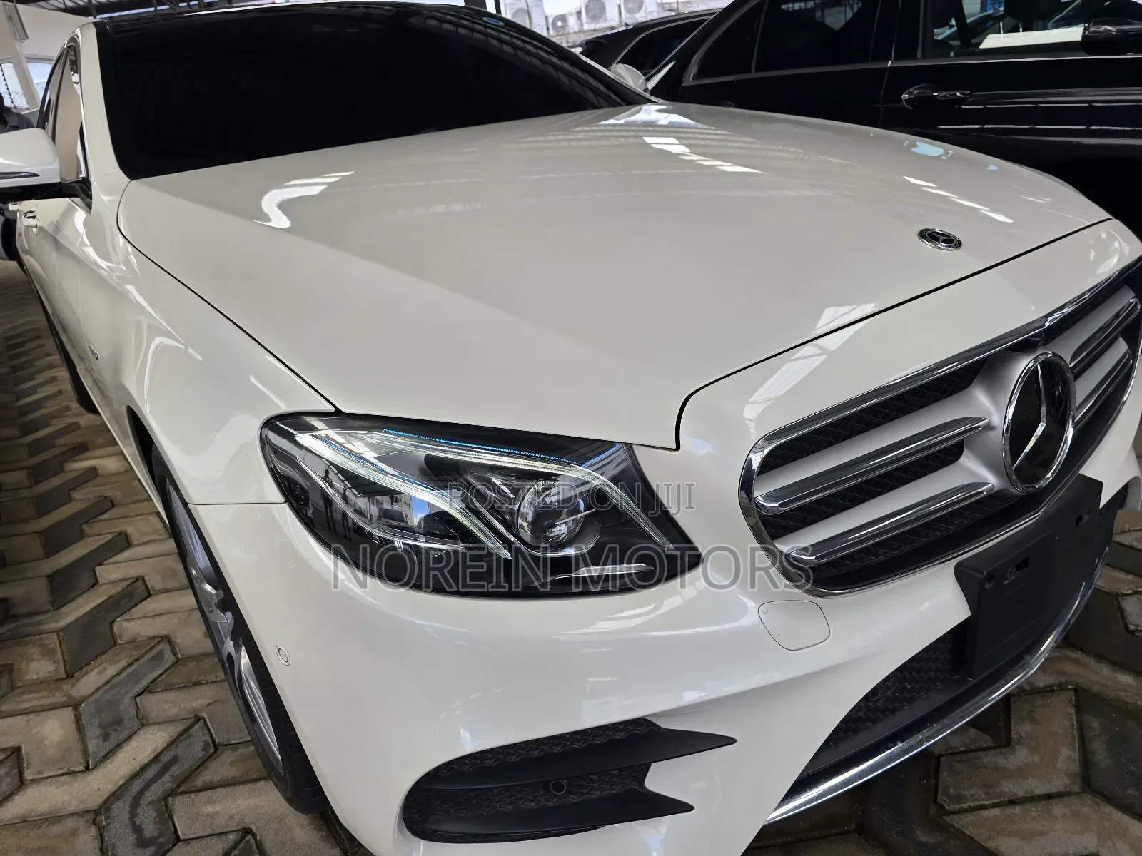 Mercedes-Benz E350e 2019 White