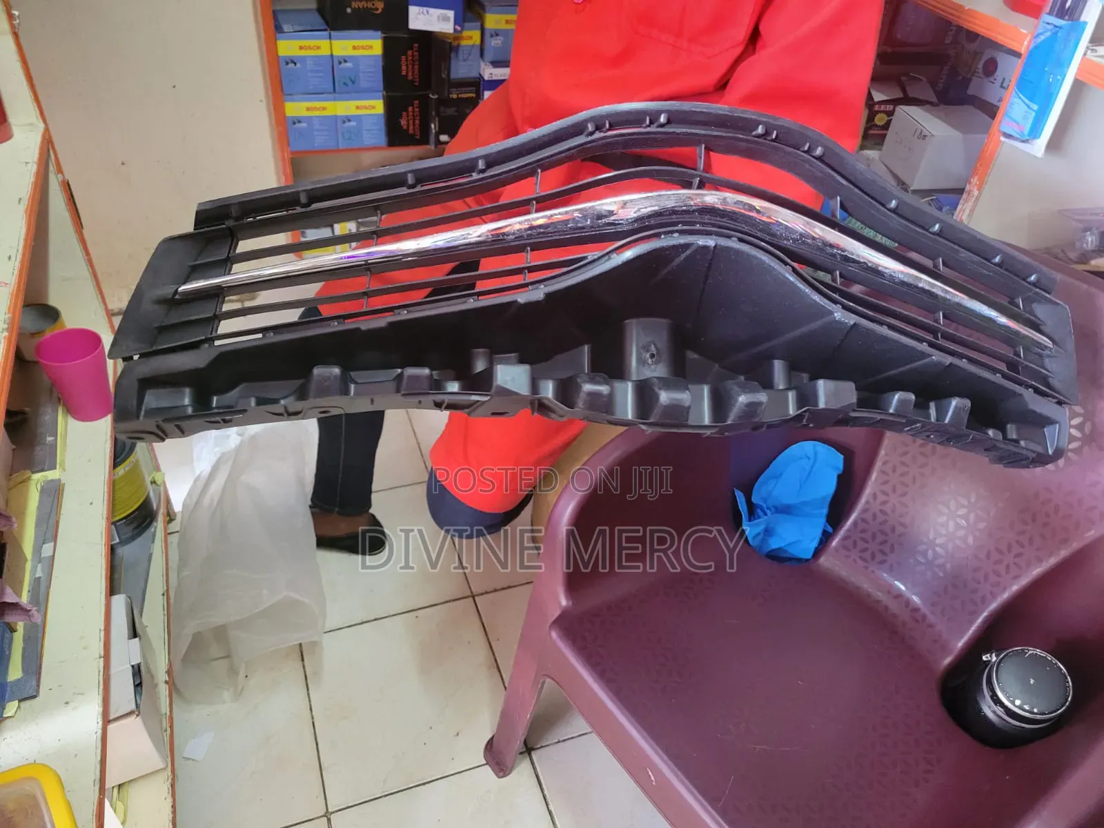 Front Grill Toyota Vitz