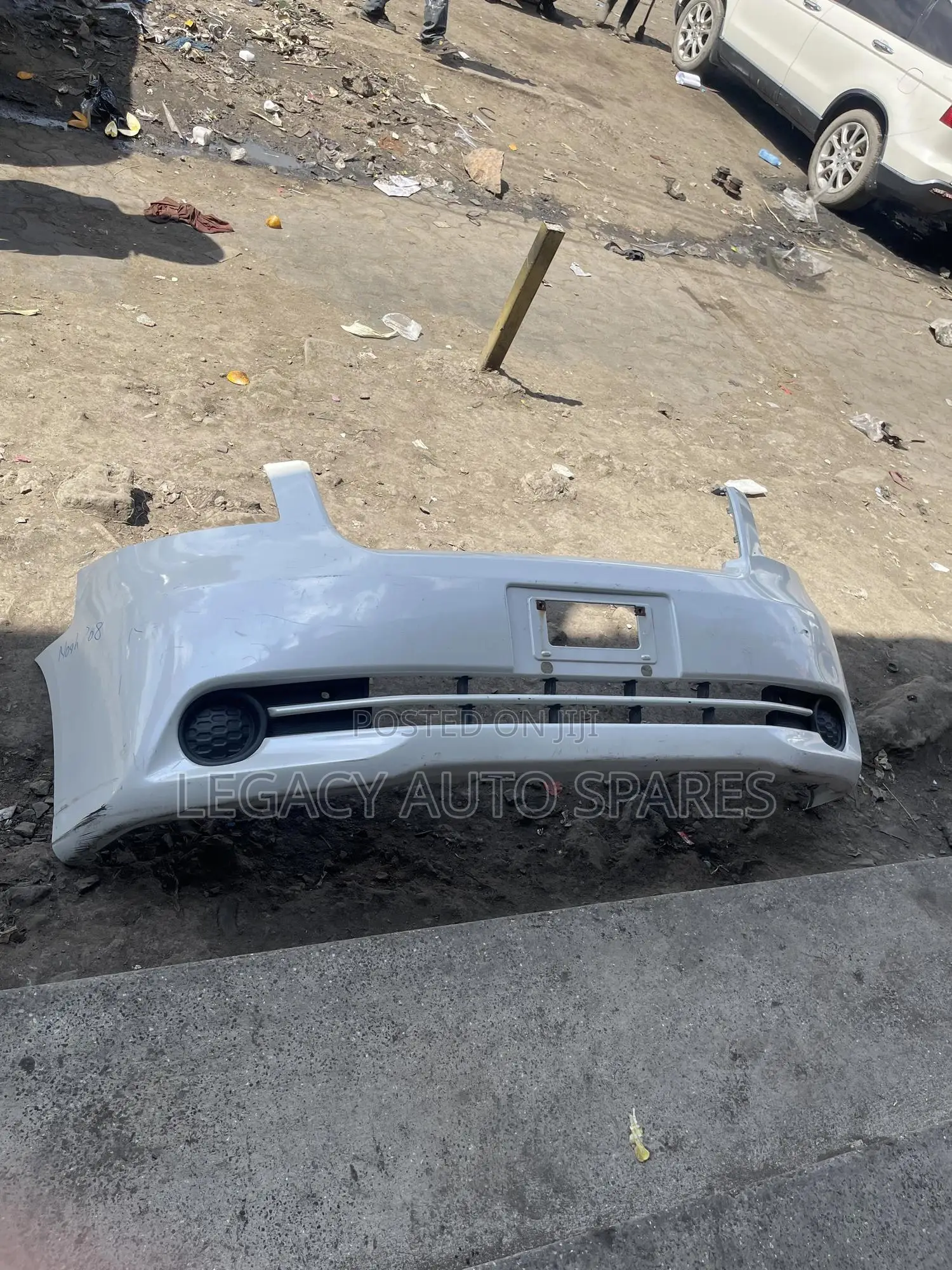 Ex-Japan Toyota Noah Fromt Bumper