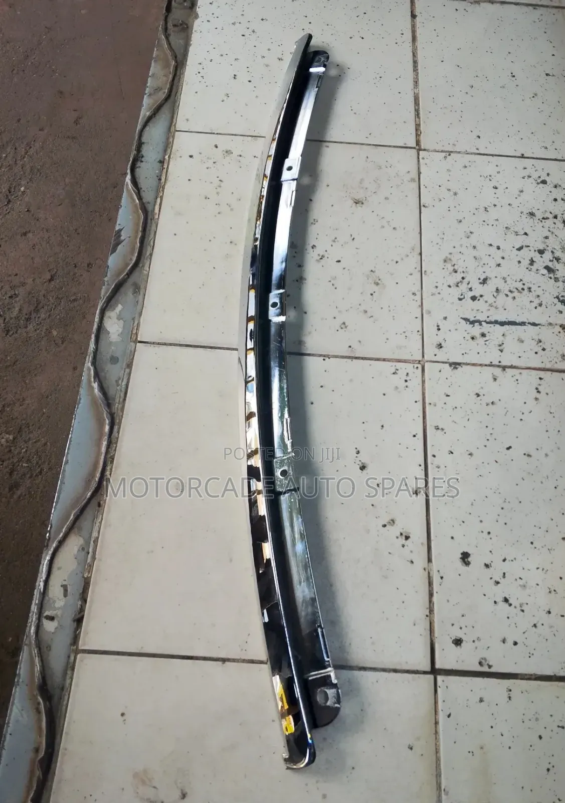 Toyota Premio 260(2010) Bonnet Chrome