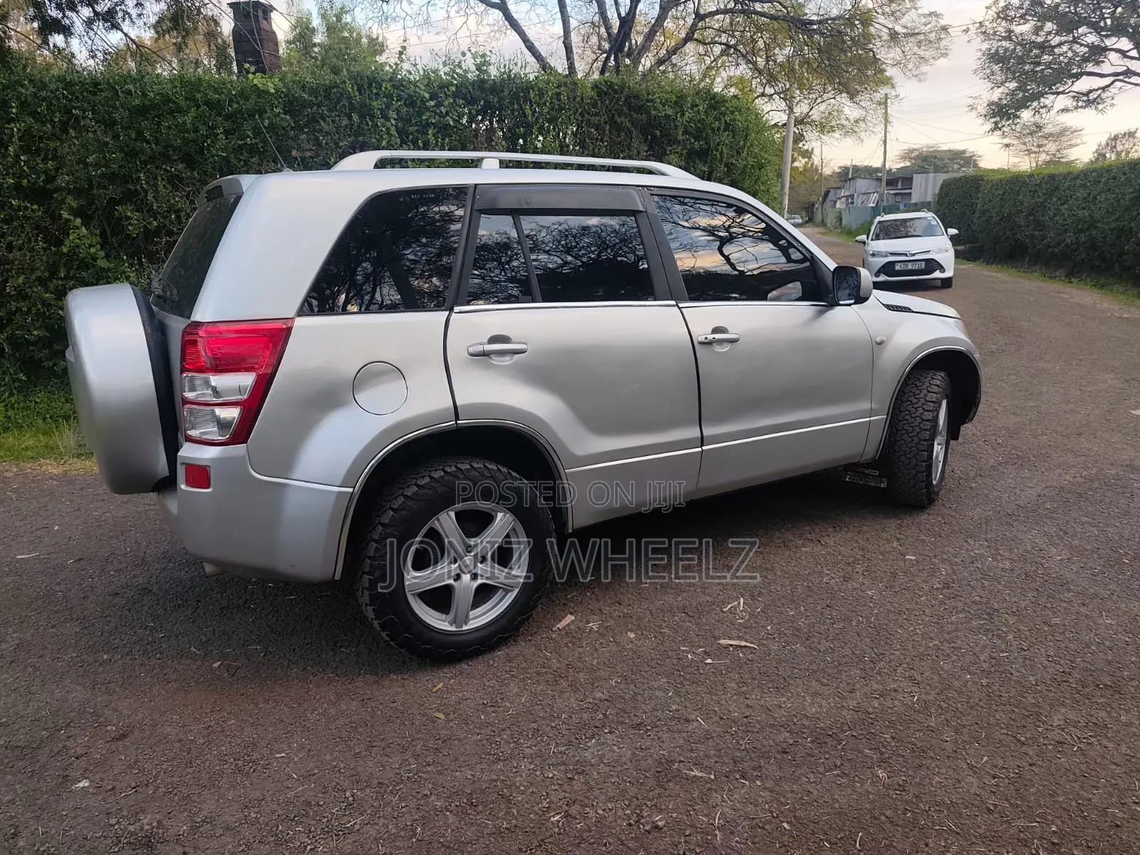 Suzuki Escudo 2008 Silver