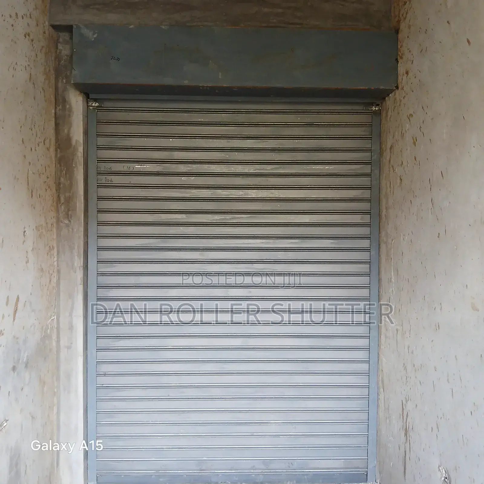 Custom-Fit Roller Shutter Door