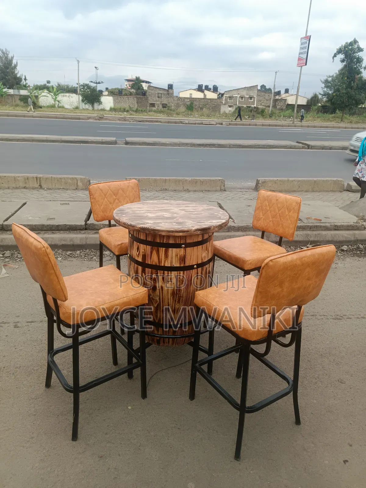 Bar Set, 4 Chairs and a Barrel Round Table 