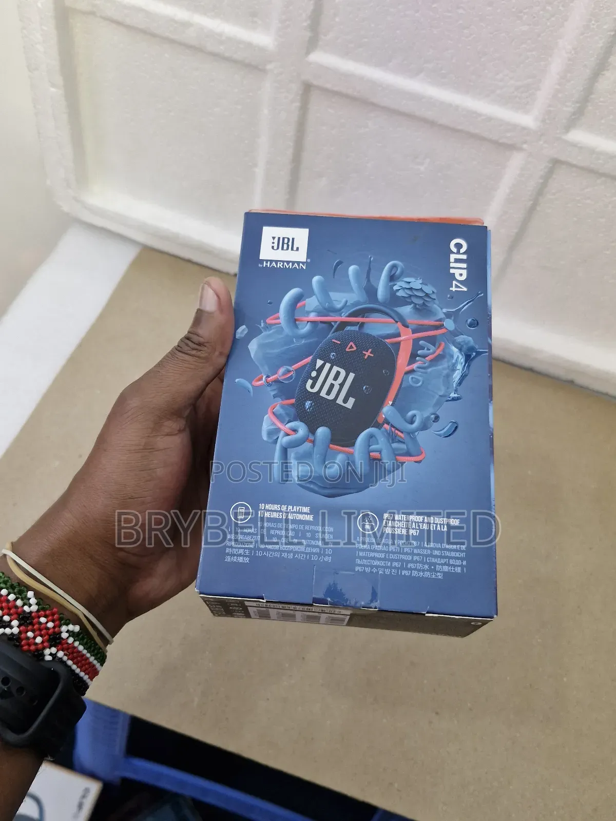 JBL Clip 4 Brand New Sealed 10hours of Playtime