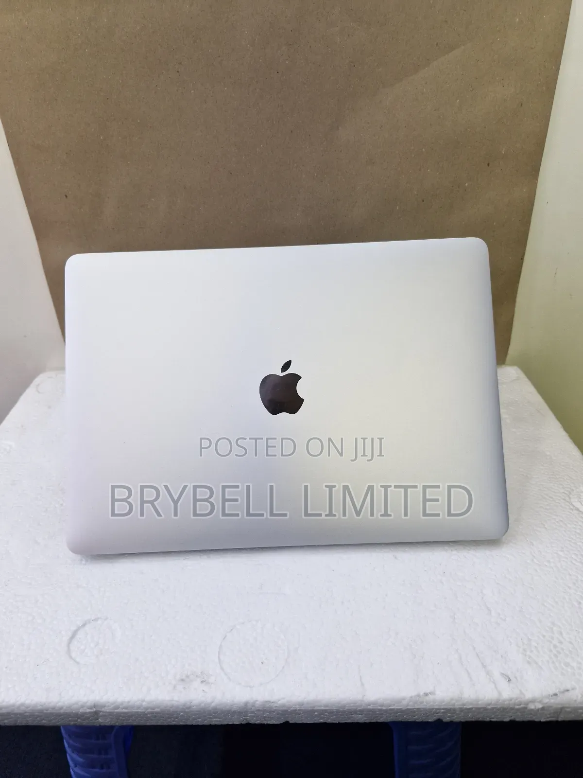 Laptop Apple MacBook Pro 2017 8GB Intel Core I5 SSD 256GB