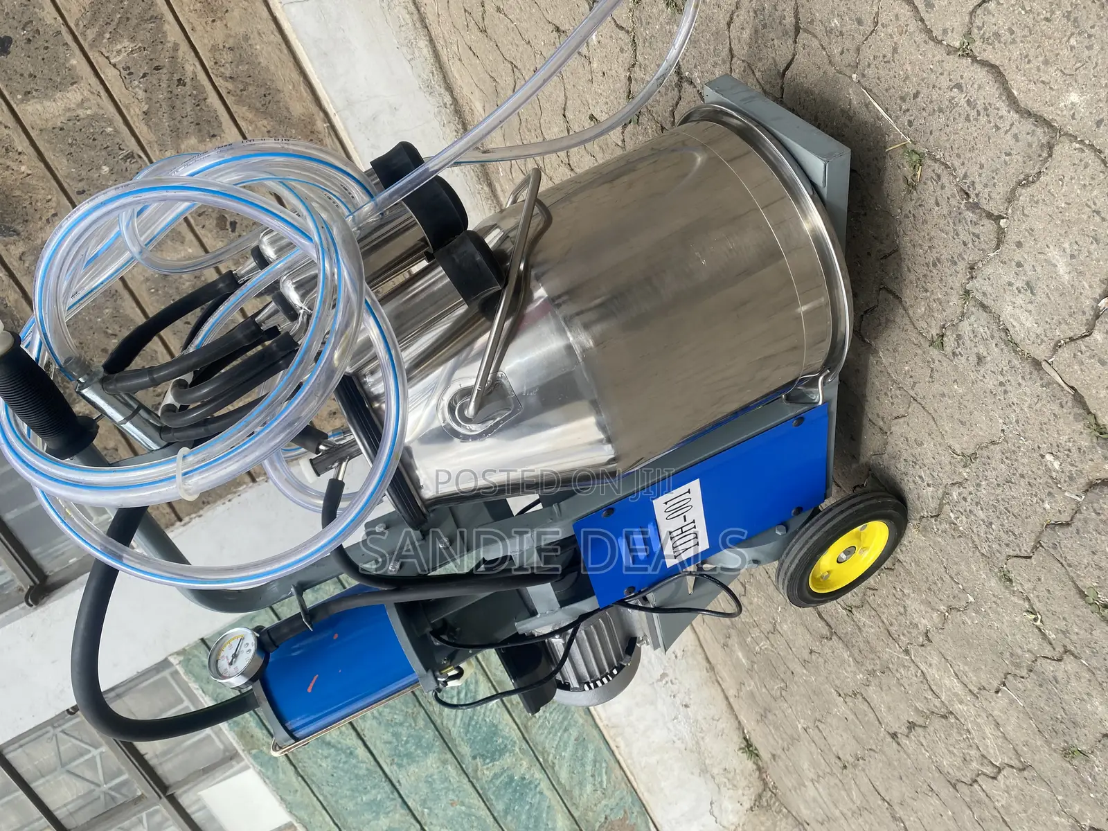 Dairy Saver Milking Machine