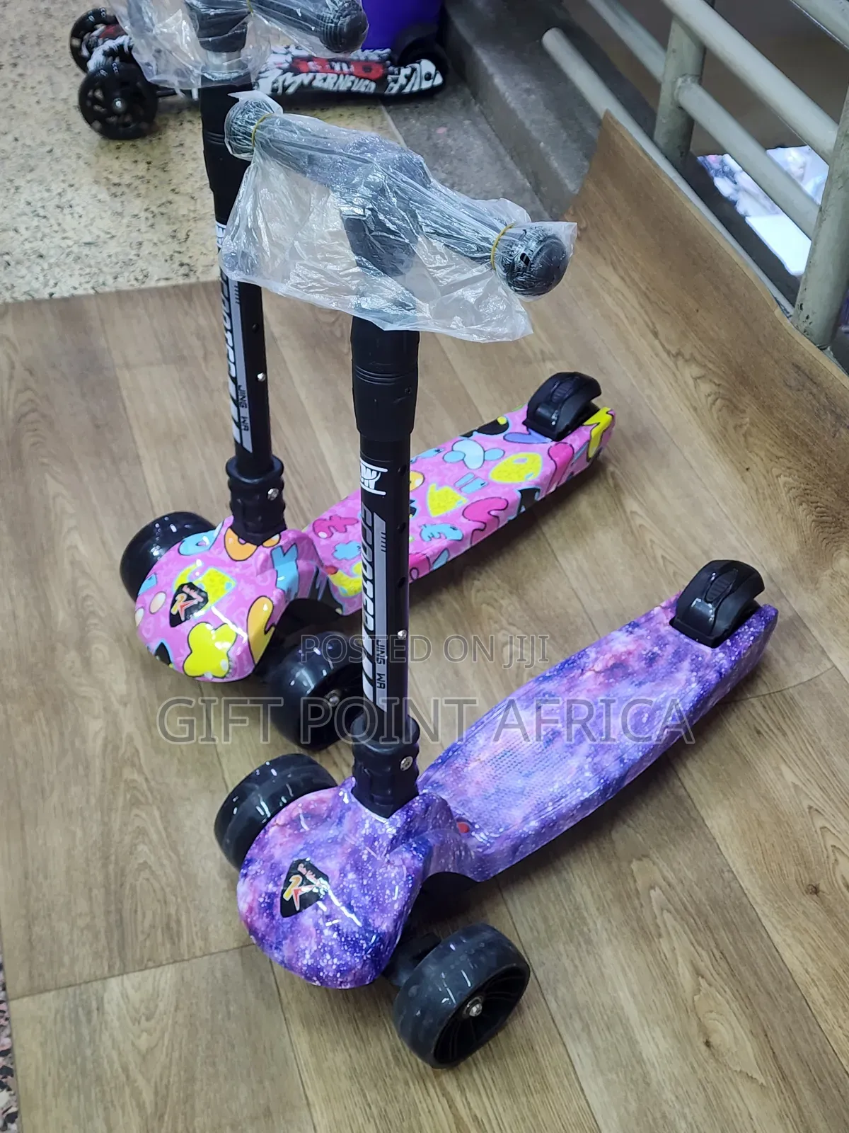 Adjustable Three Wheels Scooters For Kids With Music