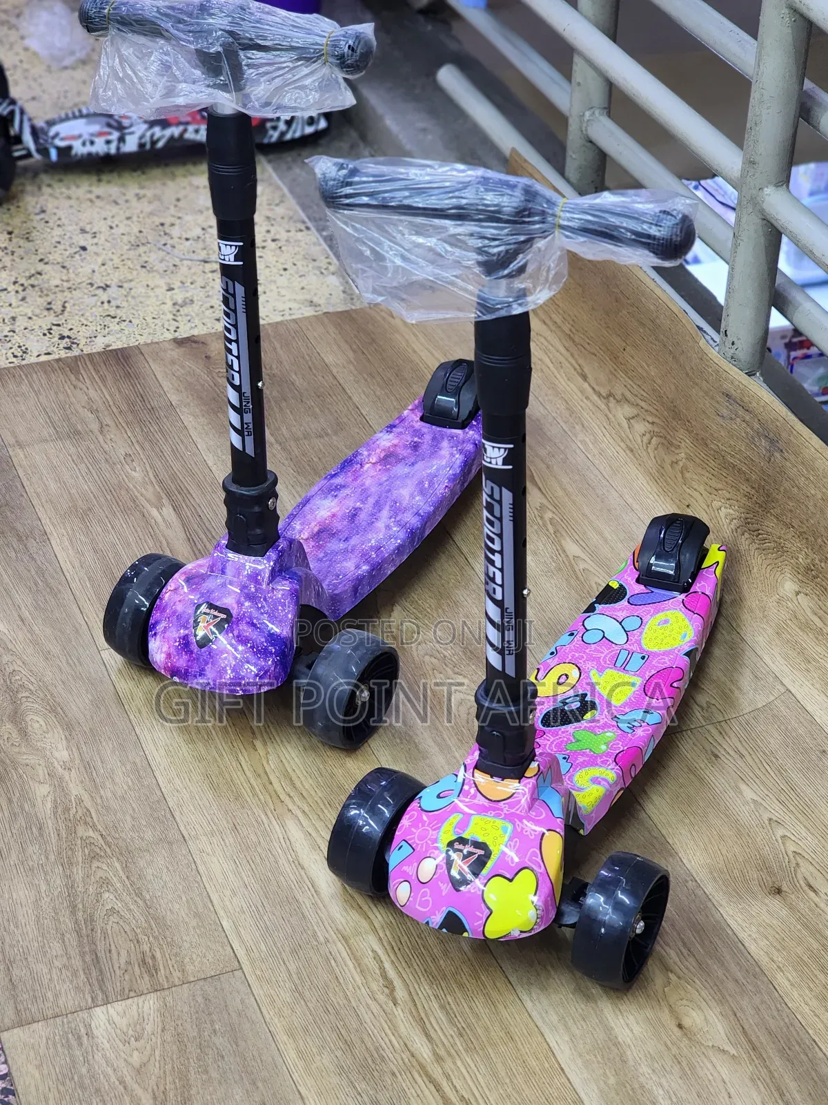 Adjustable Three Wheels Scooters For Kids With Music