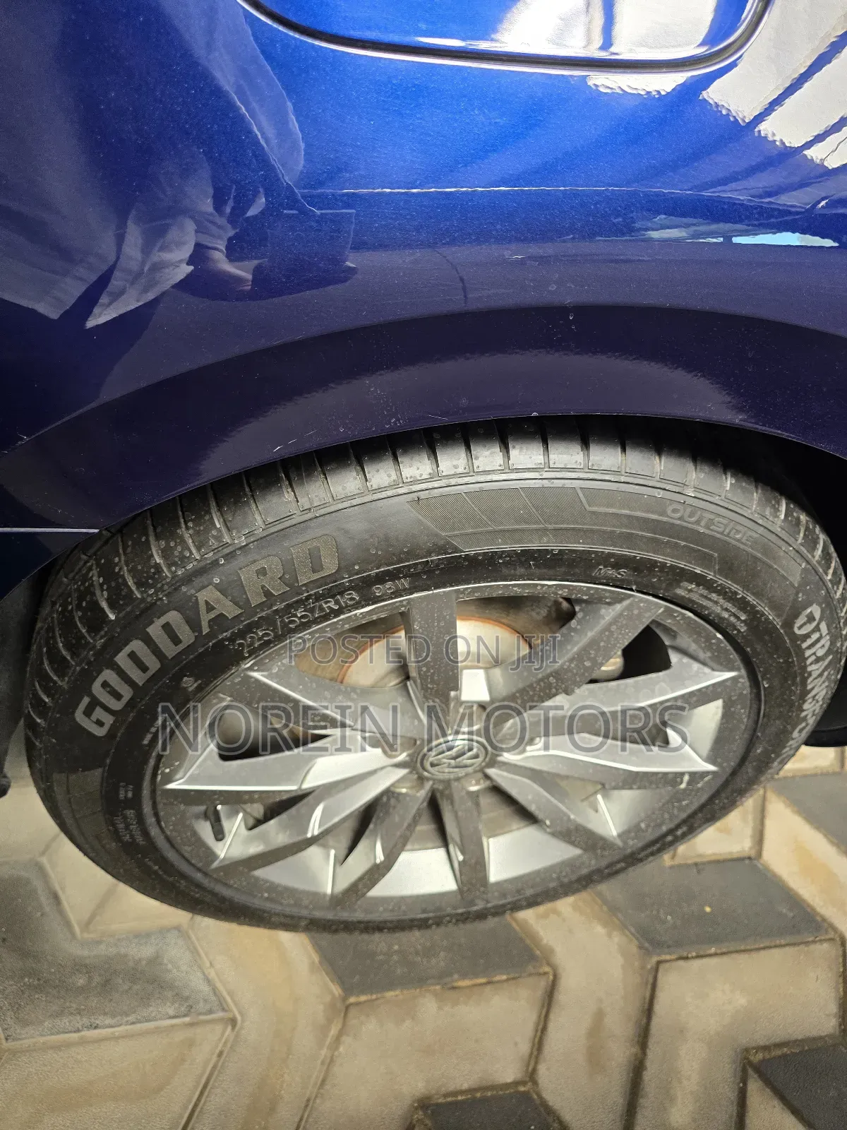 Volkswagen Passat 2019 Blue