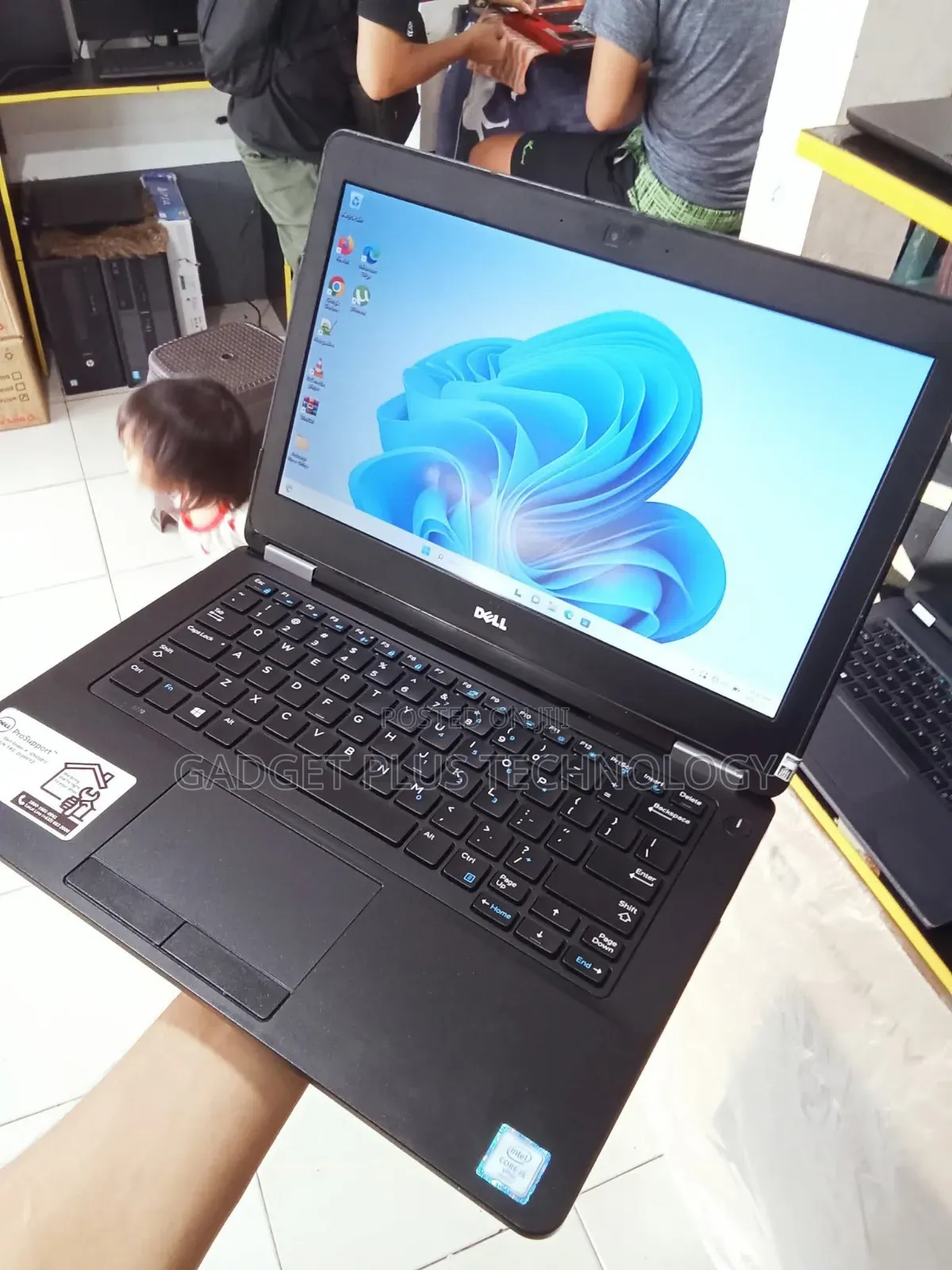 Laptop Dell Latitude 12 E5270 8GB Intel Core I5 SSD 256GB