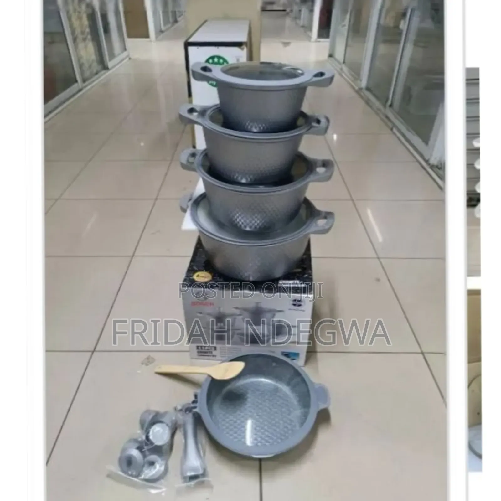Bosch 11pc Cookware With Silicone Lid Covers