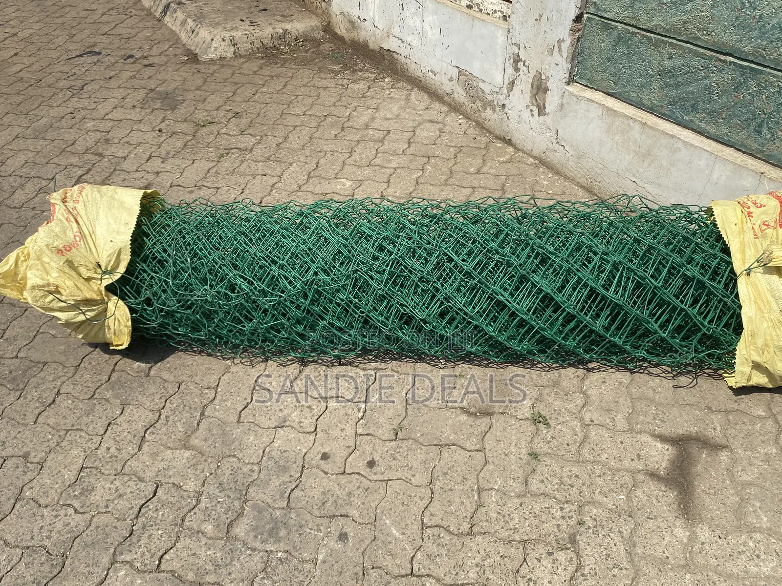 Weatherproof Chainlink Fence