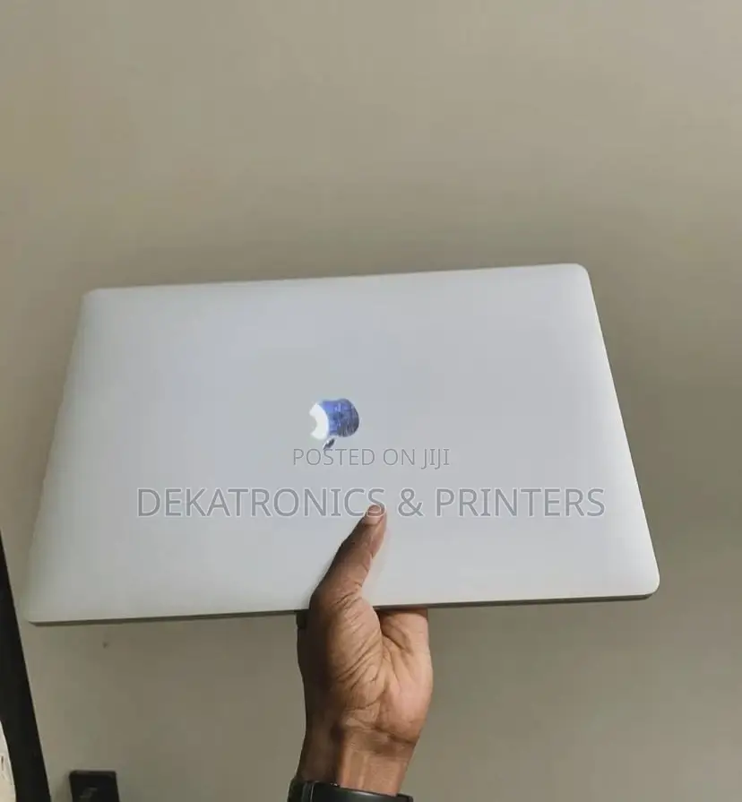 Laptop Apple MacBook Pro 2019 64GB Intel Core i9 SSD 500GB