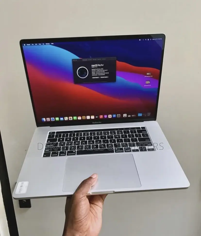 Laptop Apple MacBook Pro 2019 64GB Intel Core i9 SSD 500GB