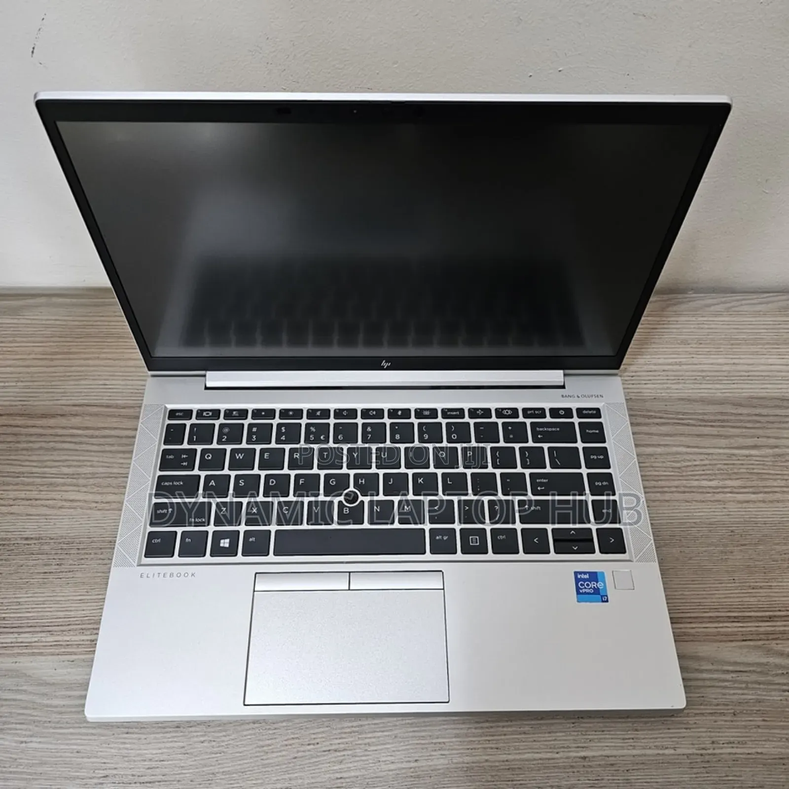 Laptop HP EliteBook 830 G8 16GB Intel Core I7 SSD 512GB