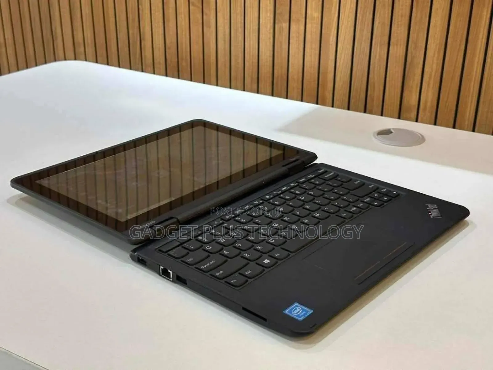 Laptop Lenovo Yoga 11e 4GB Intel Celeron SSD 128GB